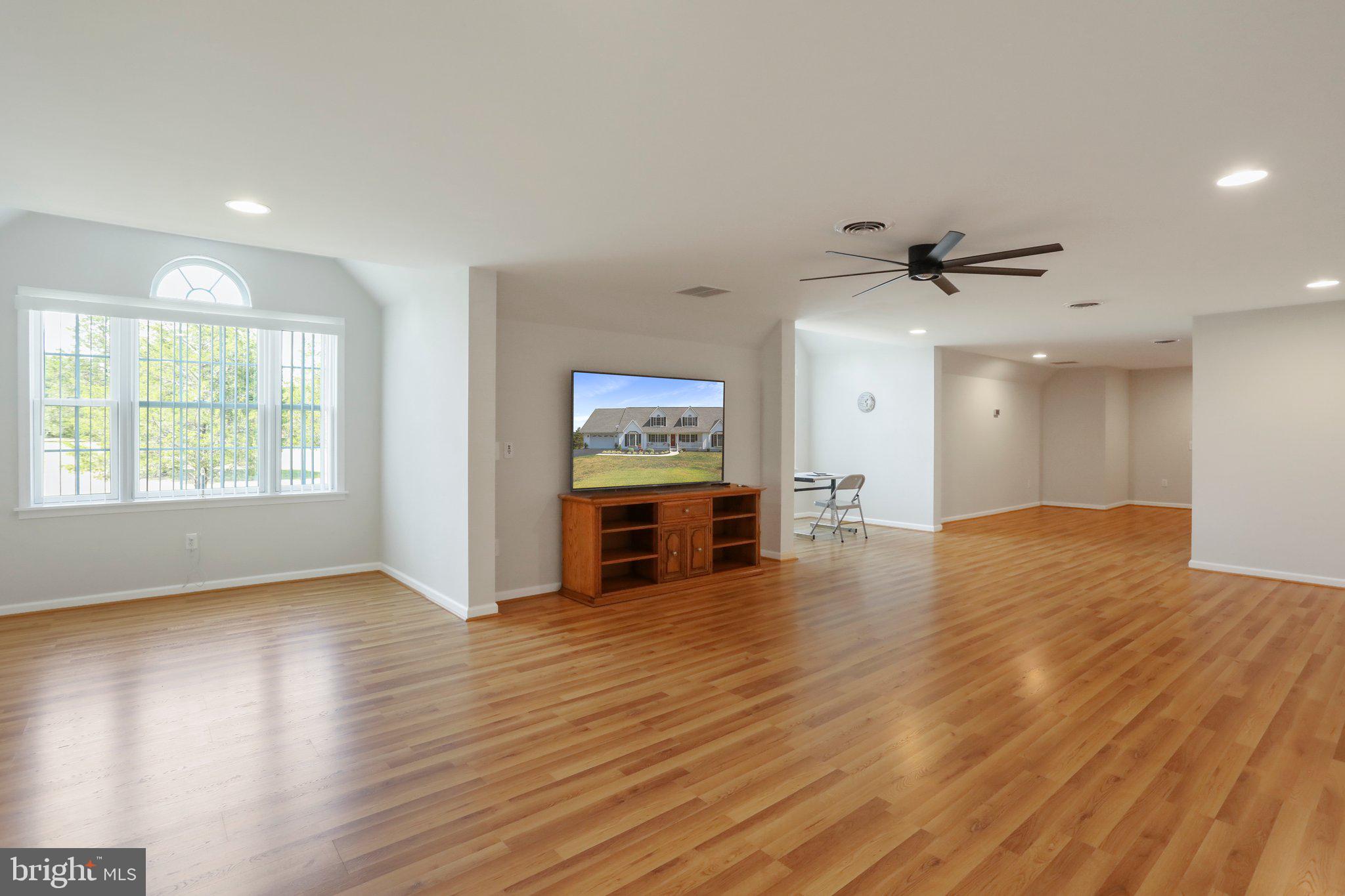 GREEN FIELDS - Residential