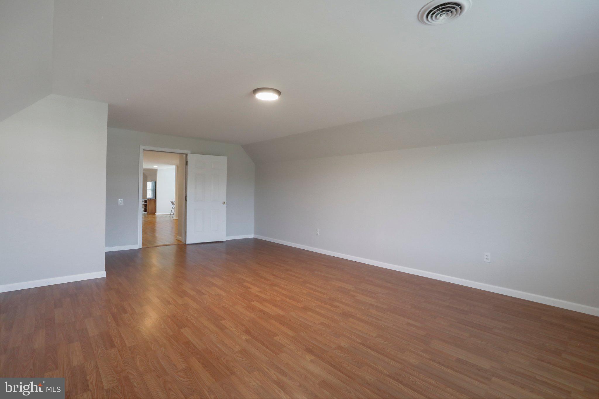 GREEN FIELDS - Residential