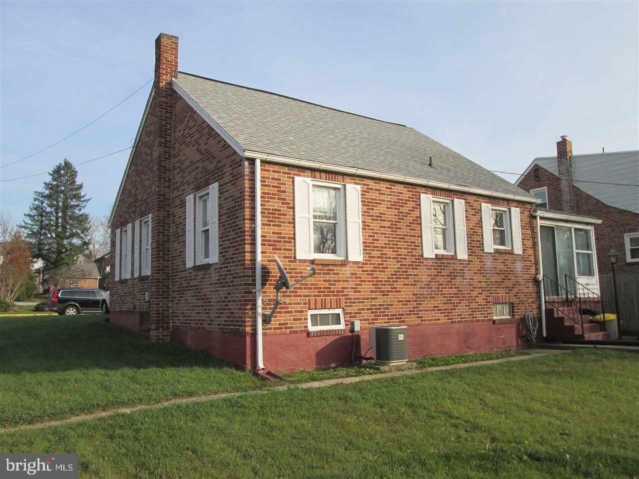 OLD EAST YORK - Residential