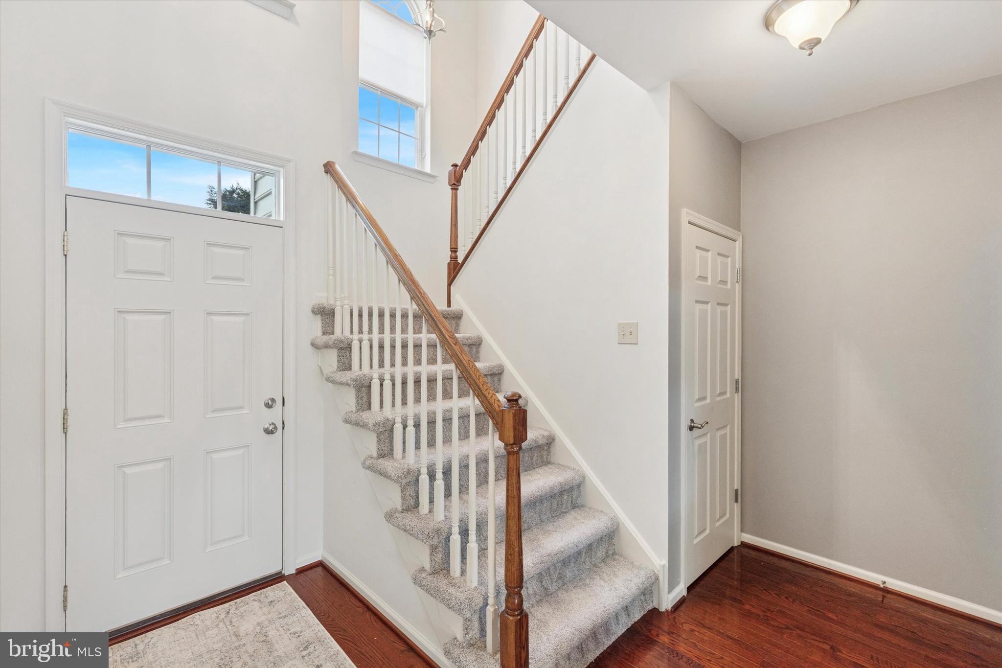 1070 ROSEMONT TERRACE