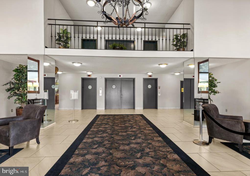 HUNTING CREEK CLUB - Residential Lease