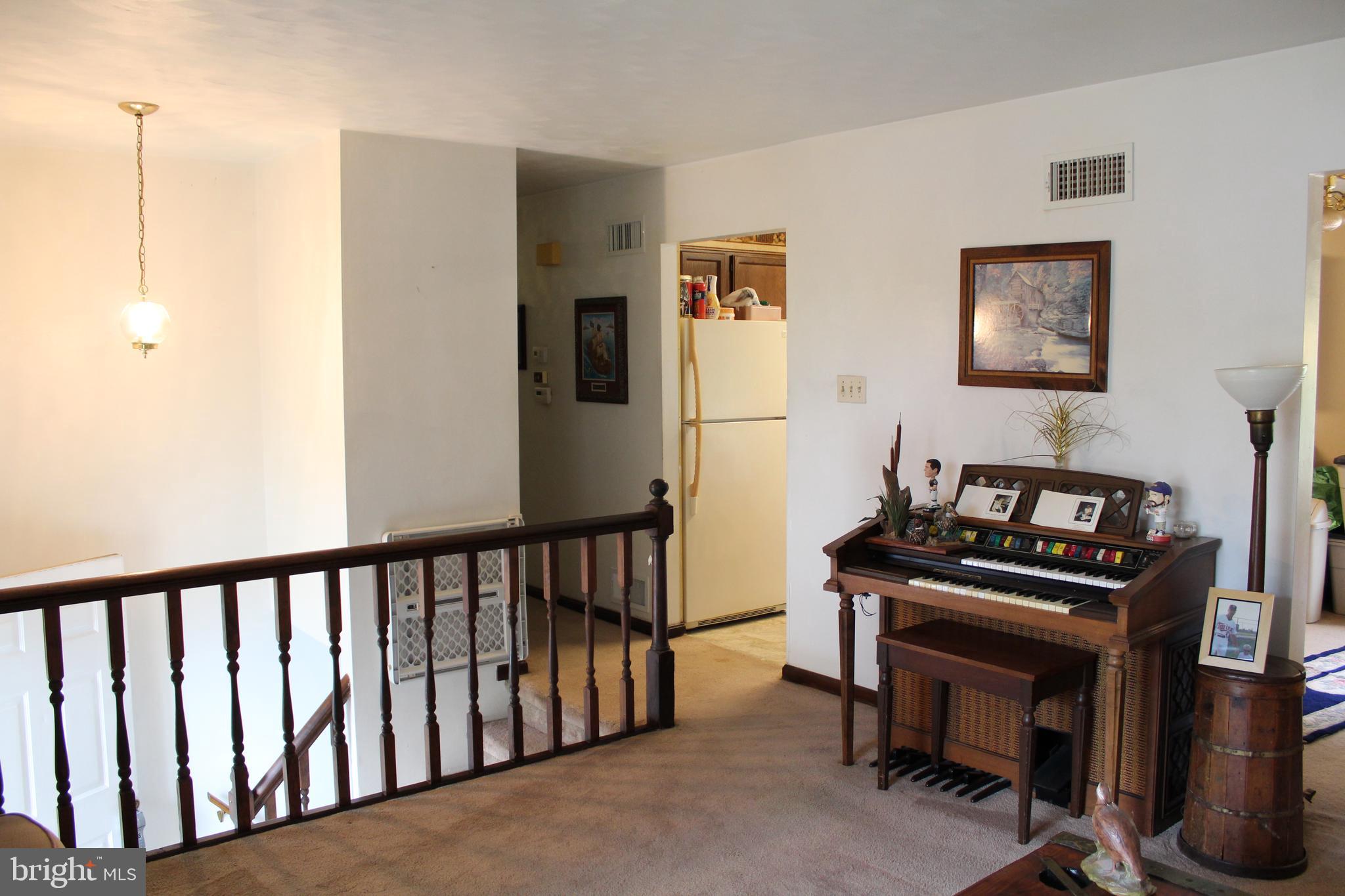 HILLTOP - Residential