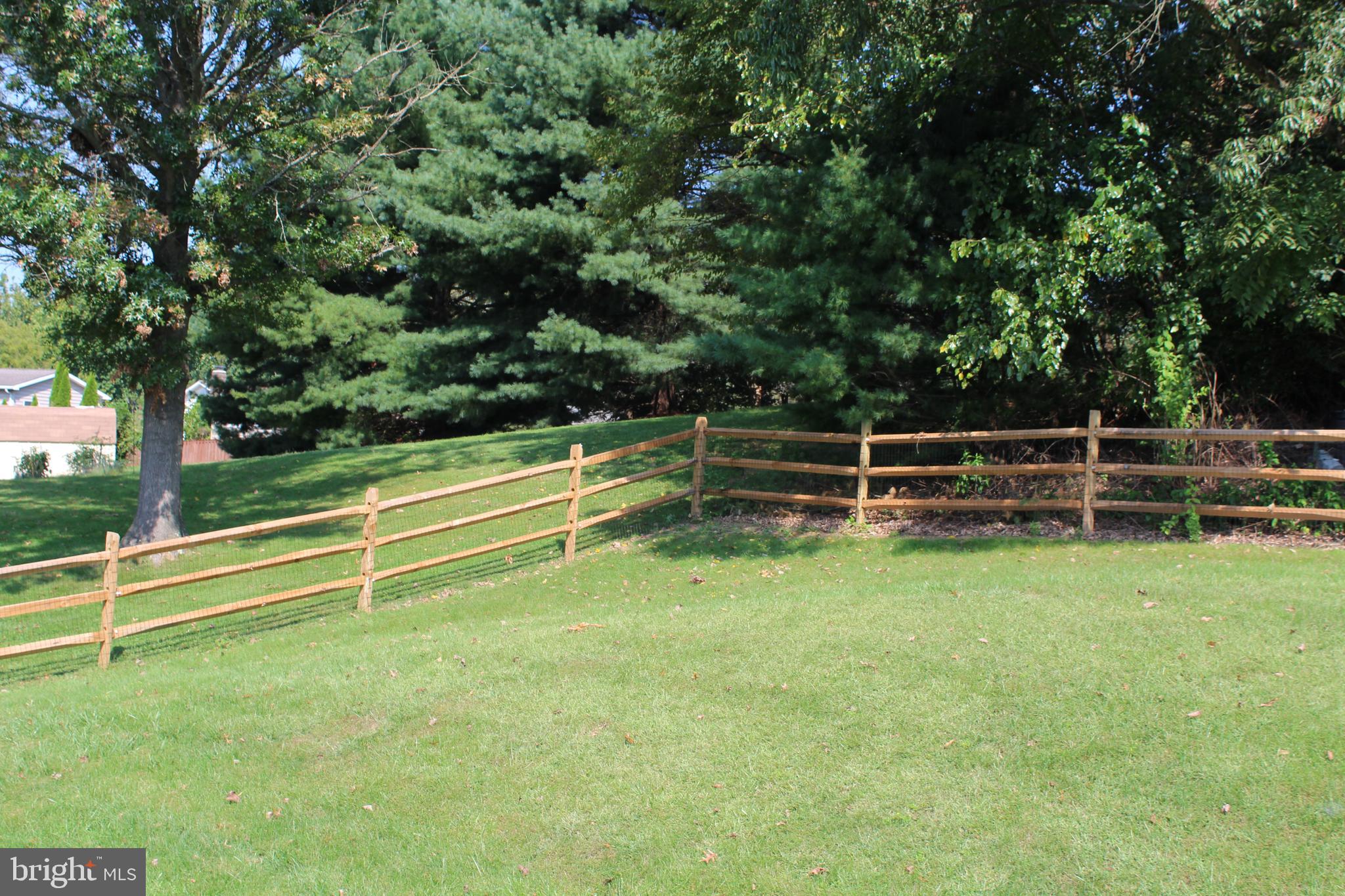 HILLTOP - Residential