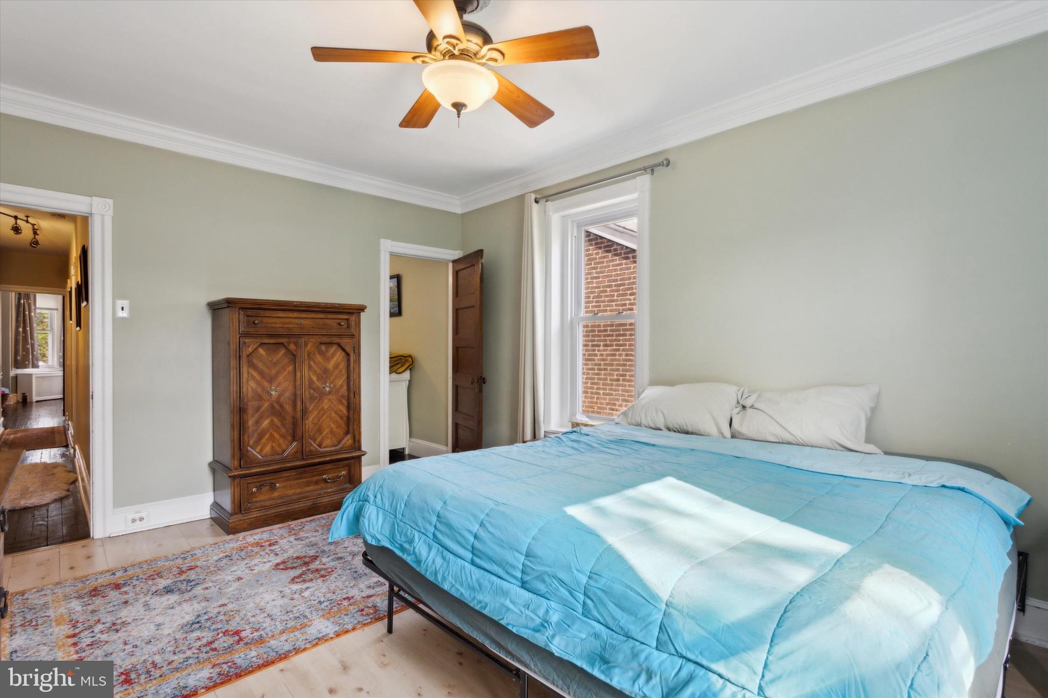 ROXBOROUGH - Residential