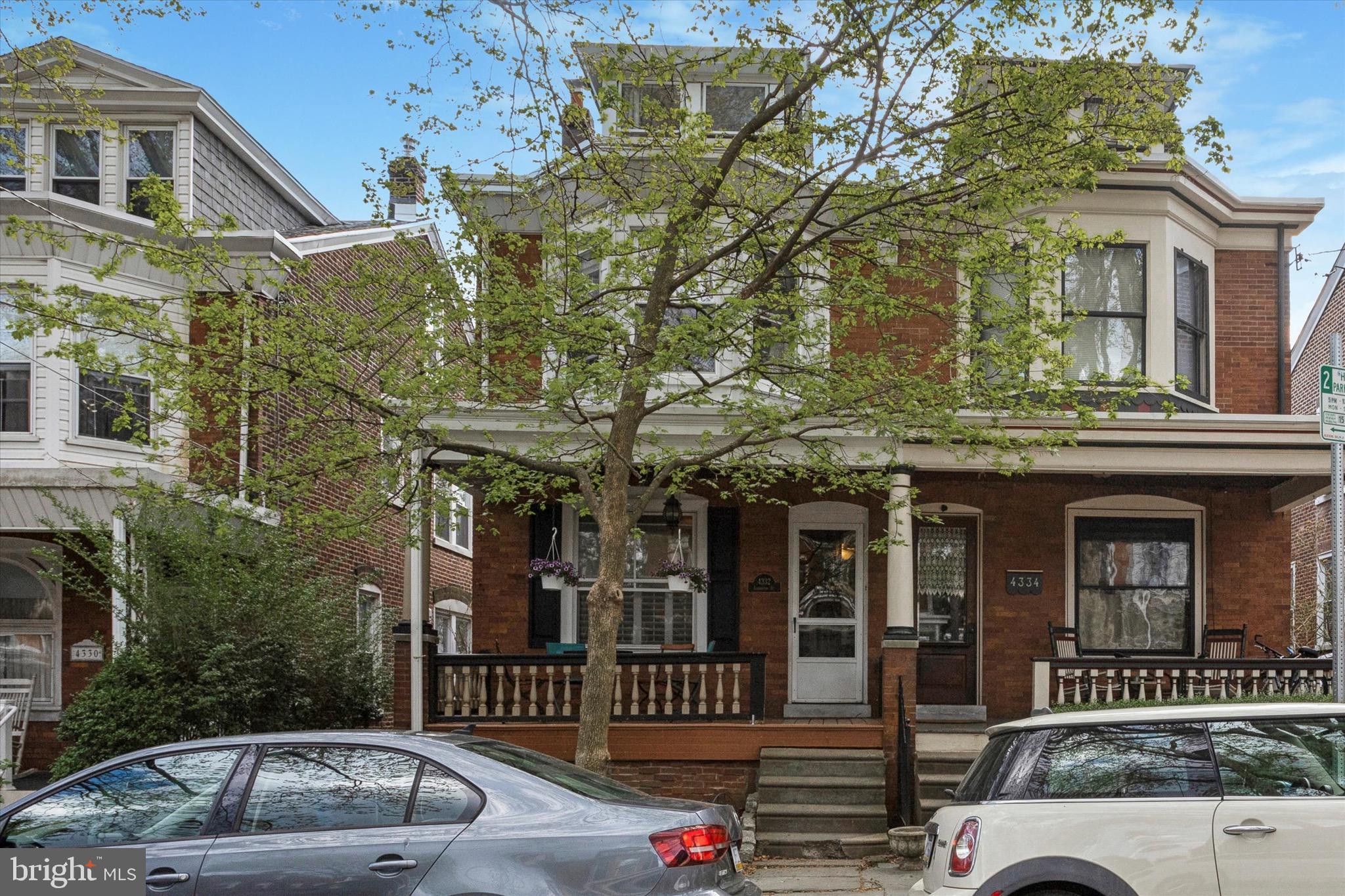 ROXBOROUGH - Residential