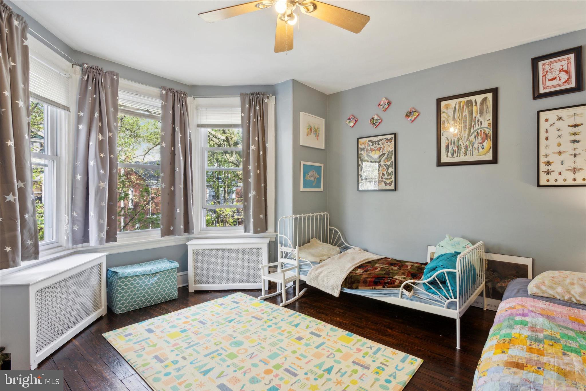 ROXBOROUGH - Residential