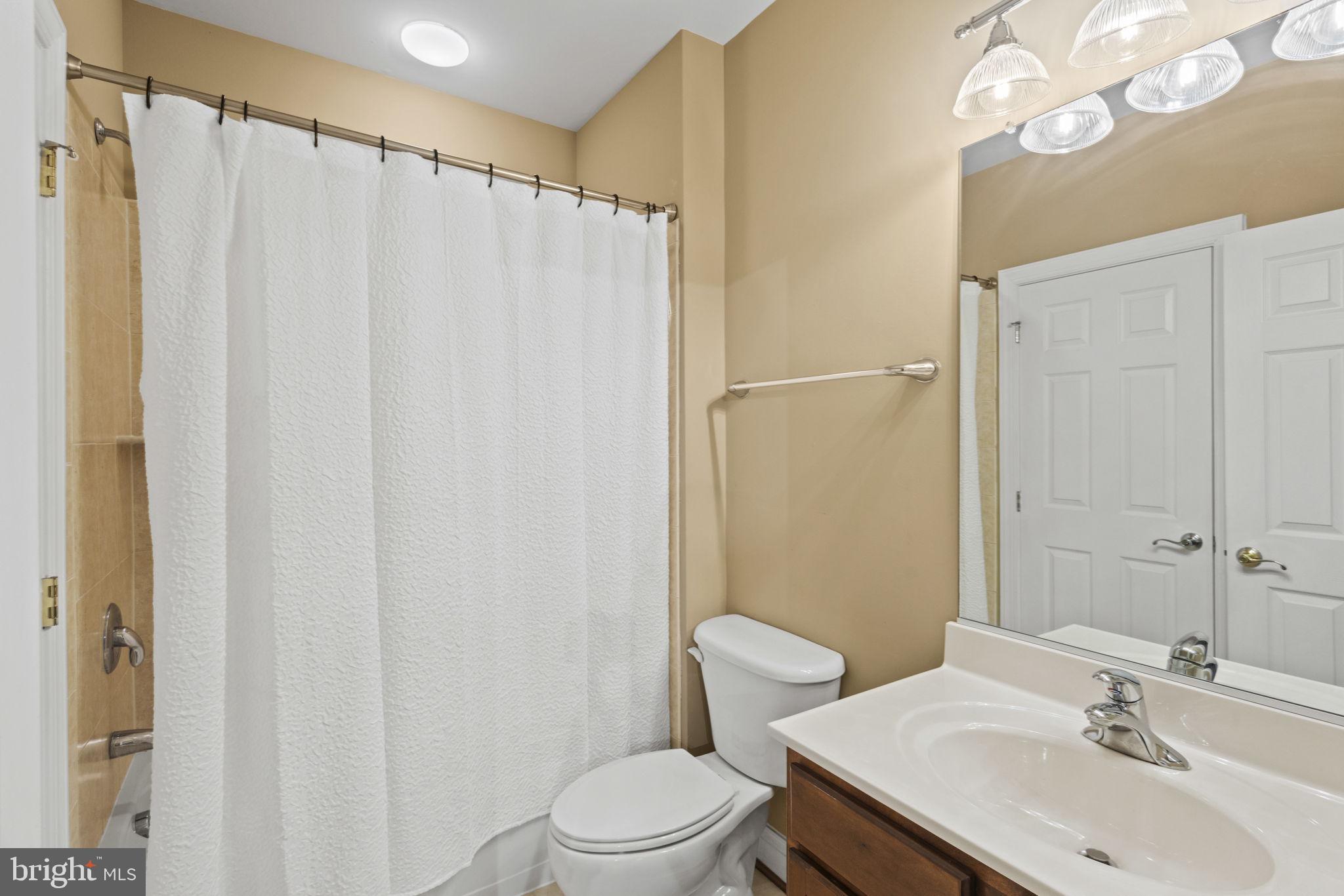 FAWN LAKE - Residential