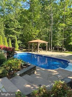 FAWN LAKE - Residential