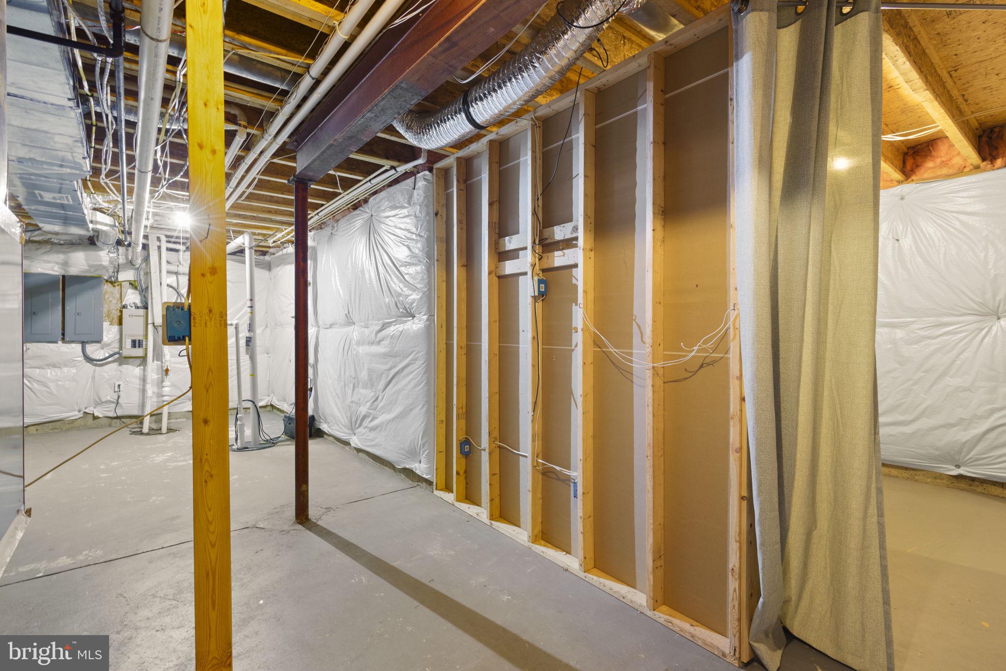 FAWN LAKE - Residential