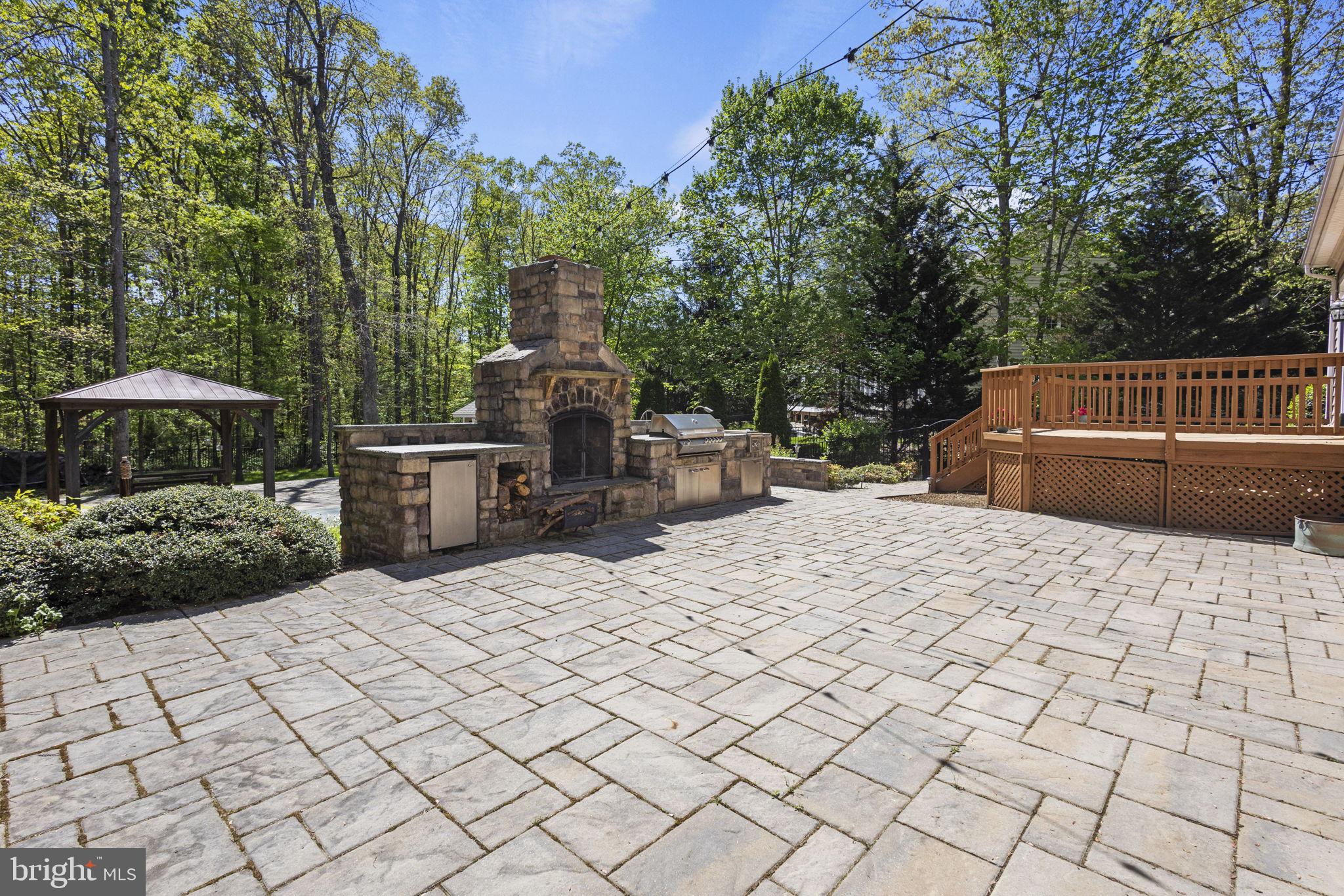 FAWN LAKE - Residential