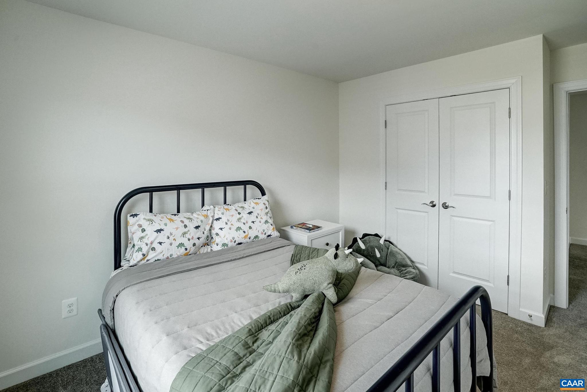 OLD TRAIL - Residential