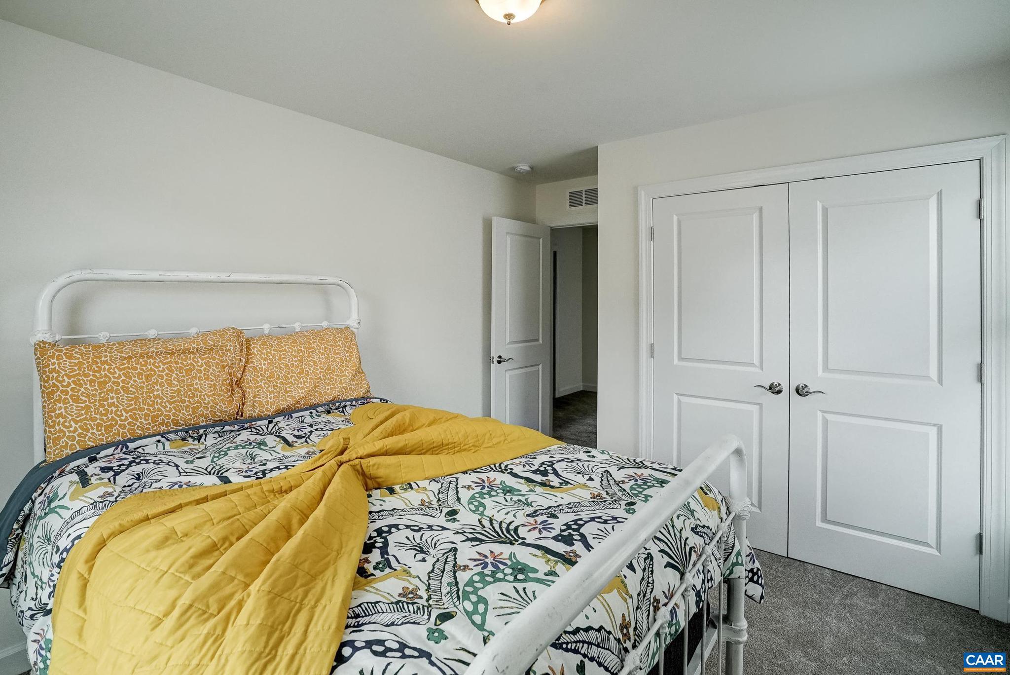 OLD TRAIL - Residential