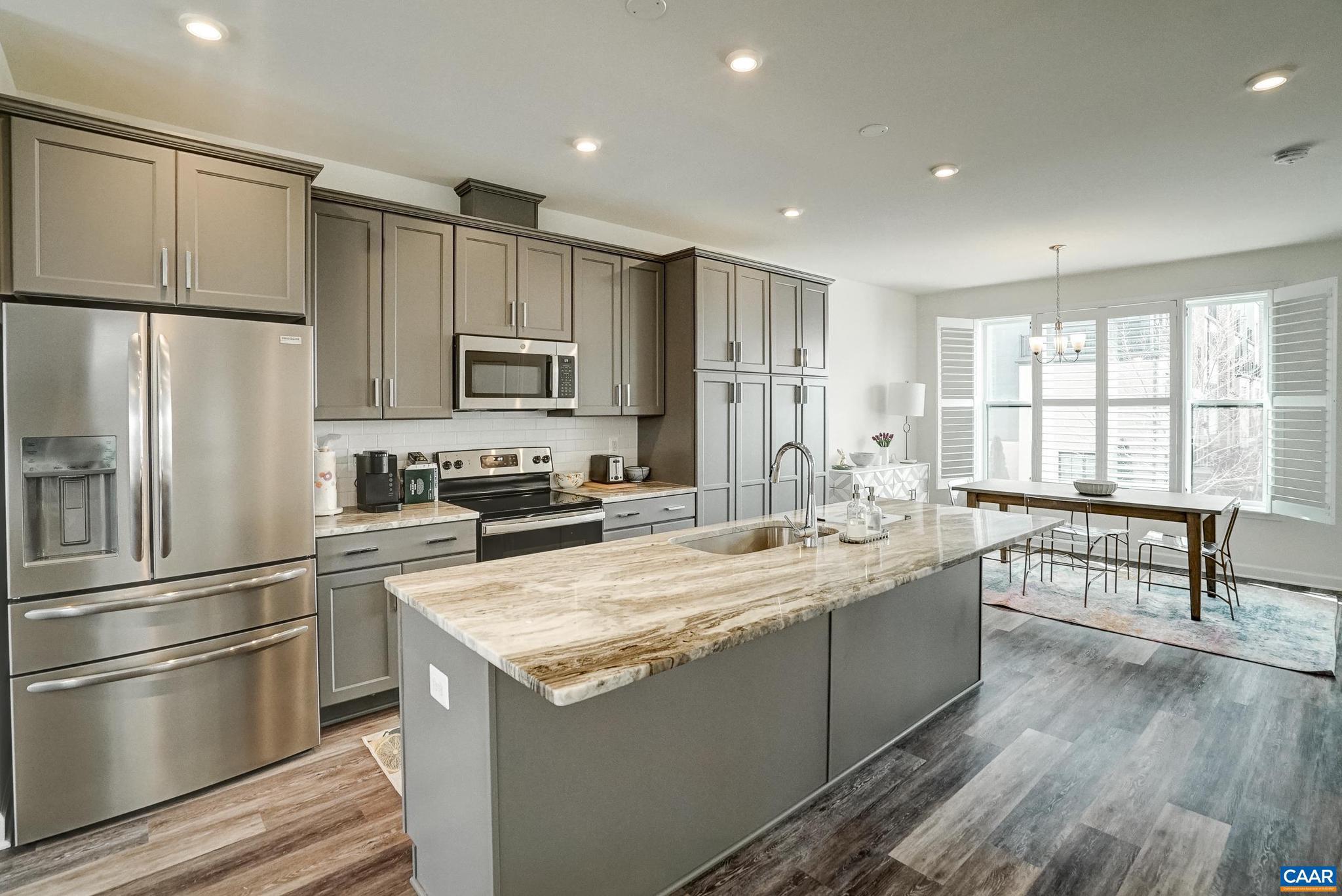 OLD TRAIL - Residential