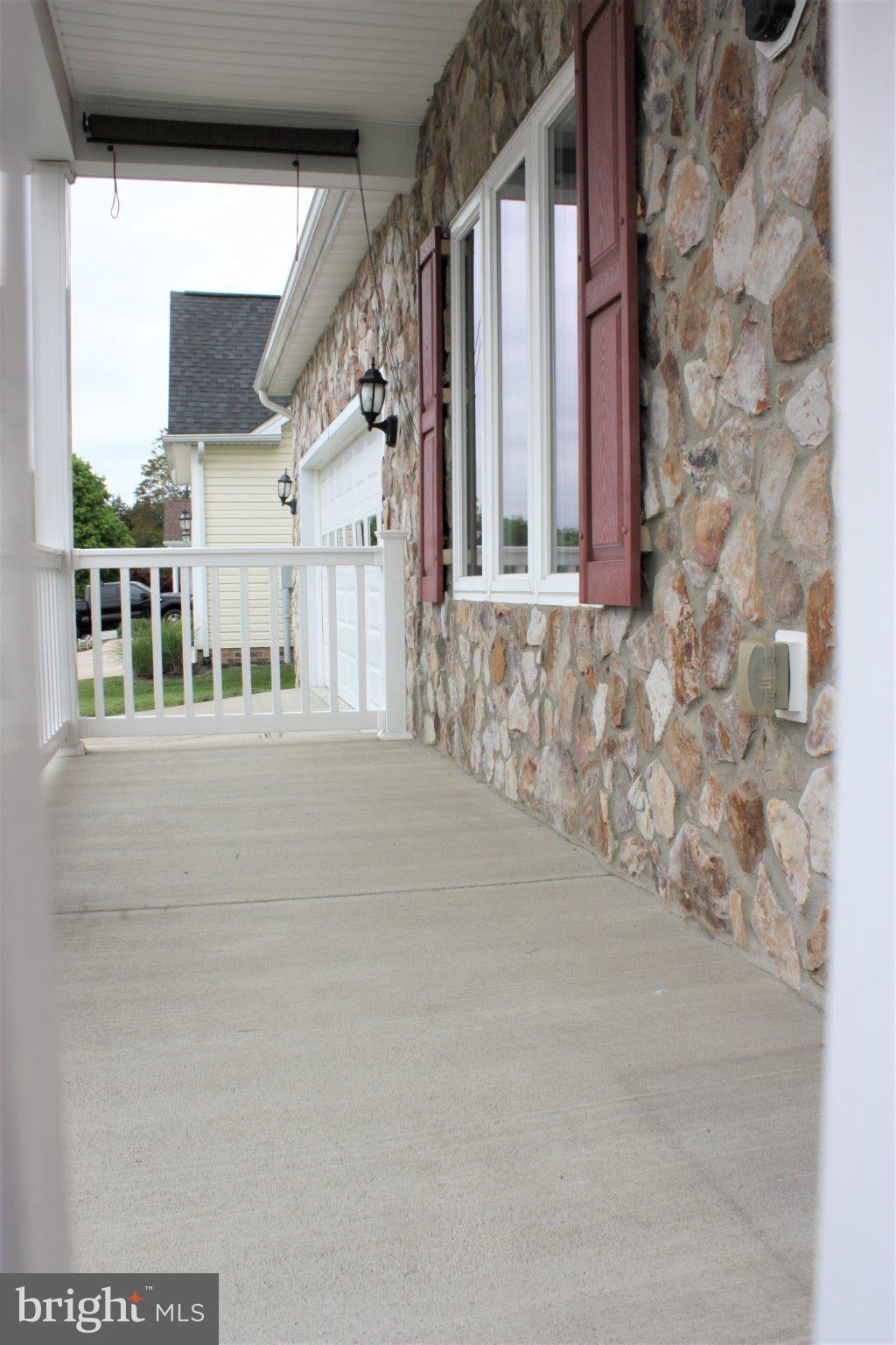 147 SETTLERS WAY