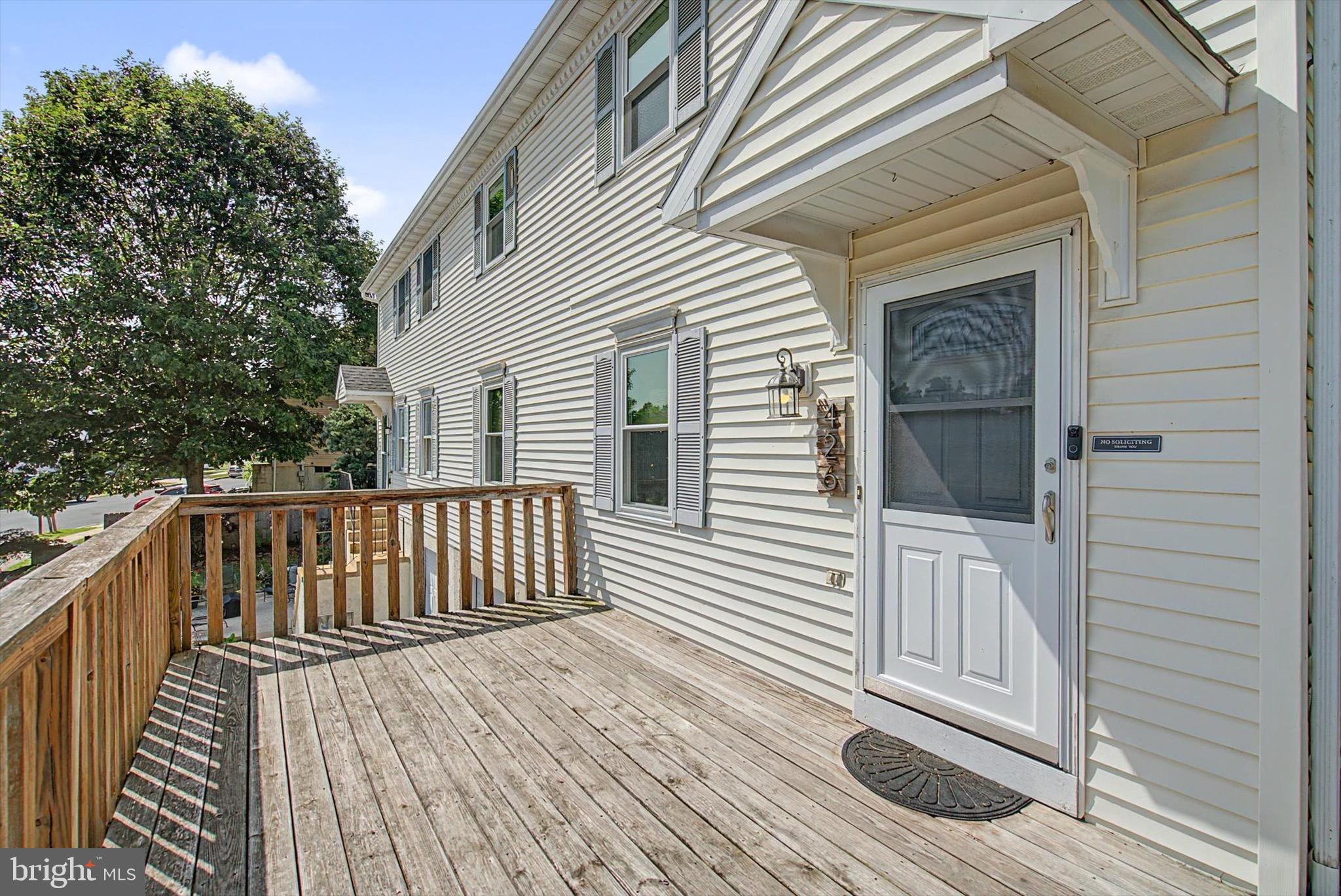 426 GROVE AVENUE