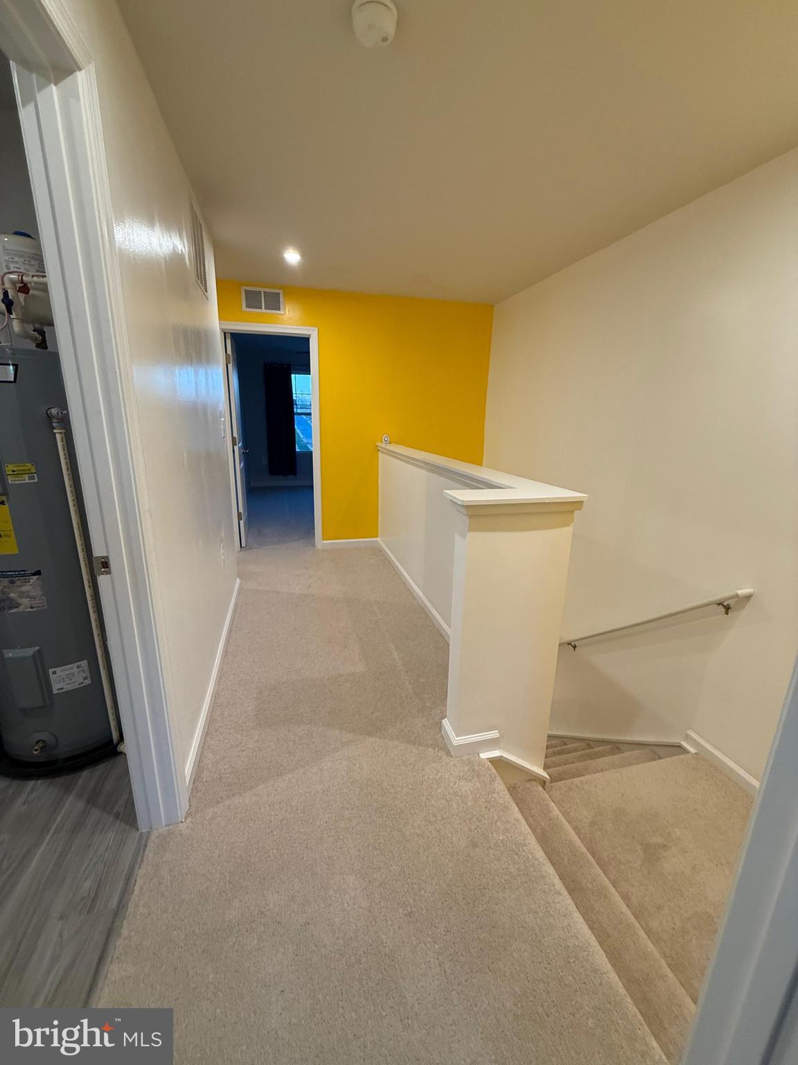 STONE SPRING - Residential Lease