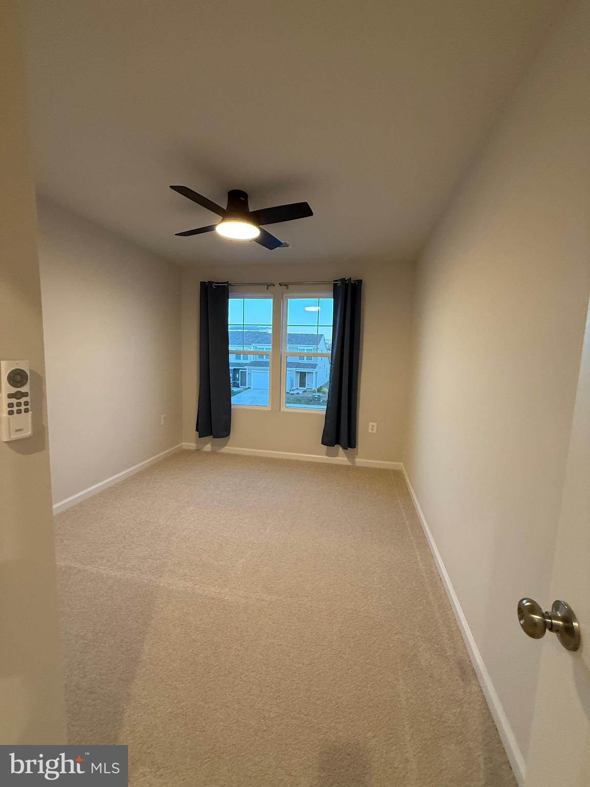 STONE SPRING - Residential Lease