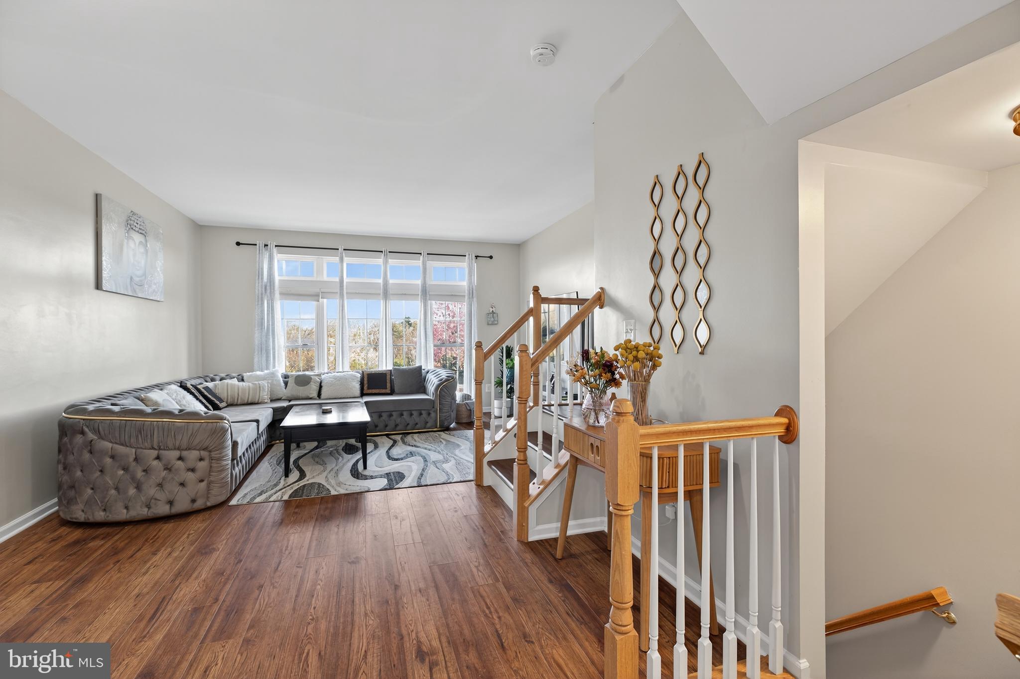 SOUTH RIDING - Residential