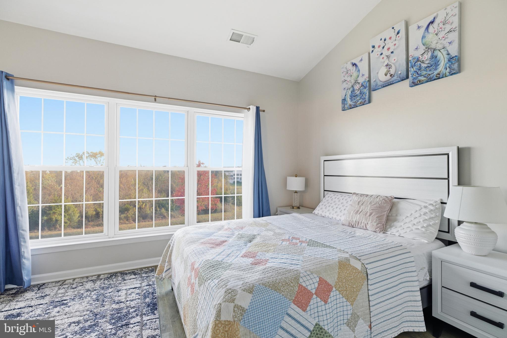 SOUTH RIDING - Residential