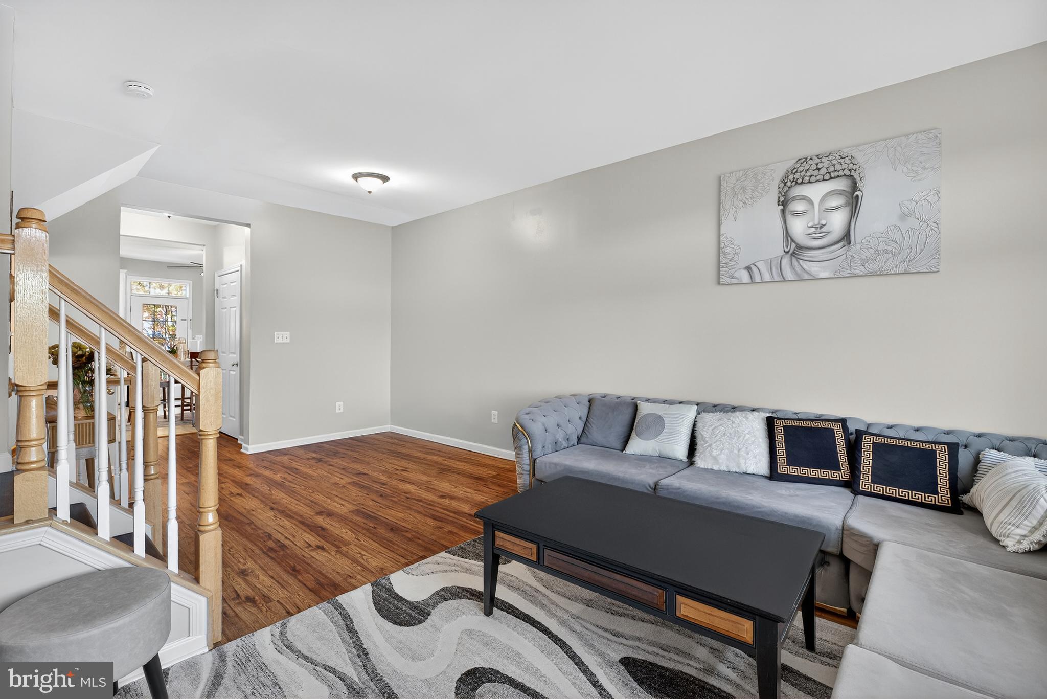 SOUTH RIDING - Residential