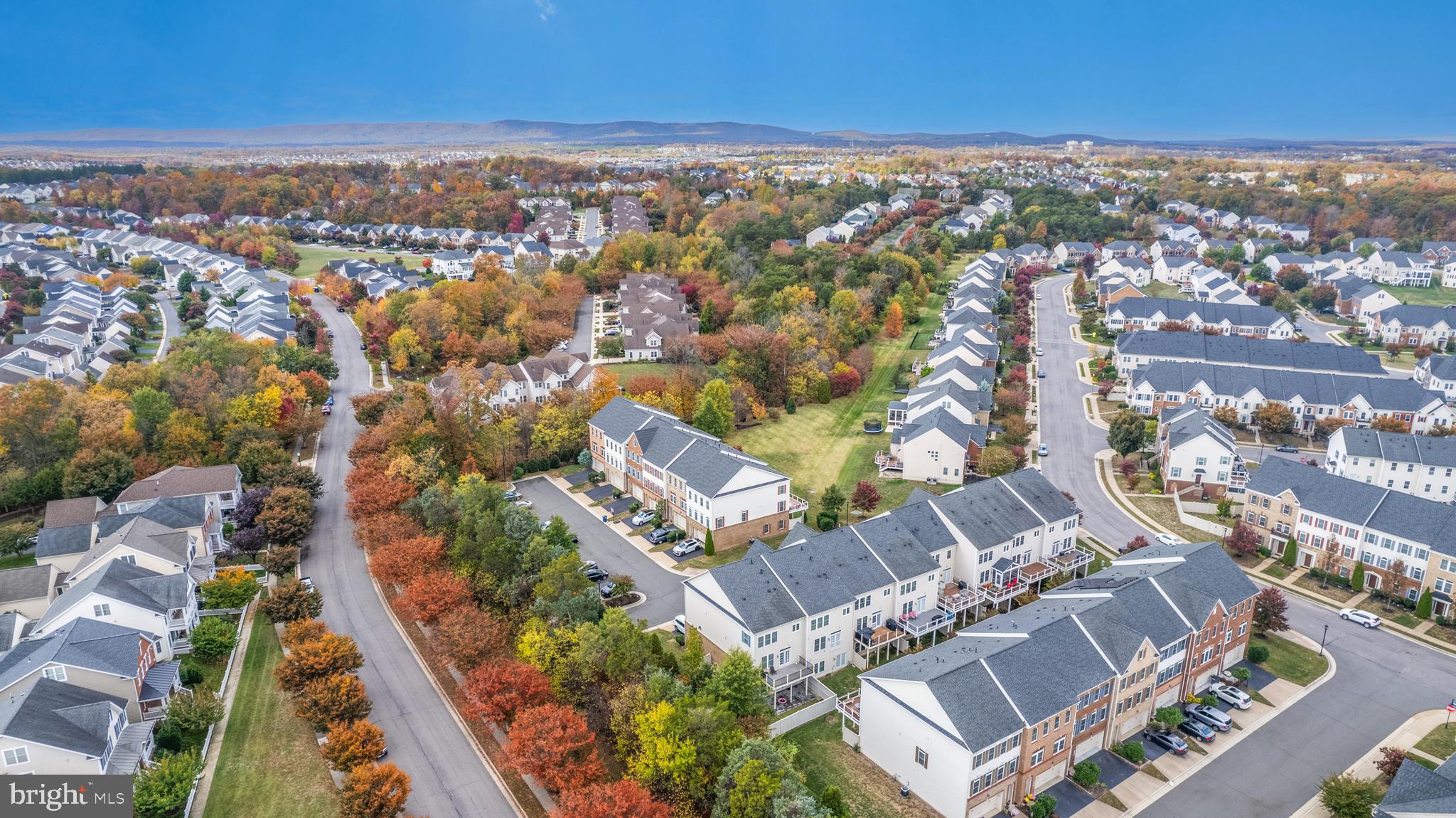 SOUTH RIDING - Residential