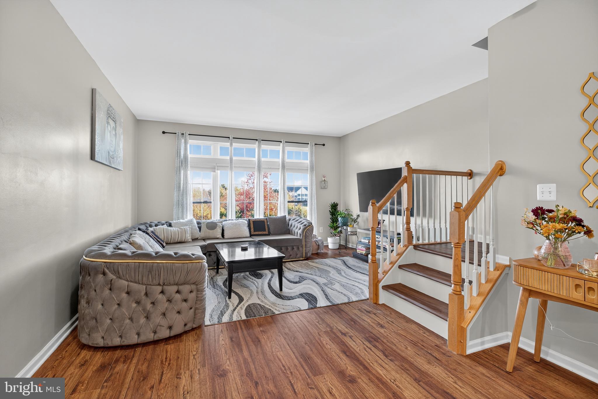 SOUTH RIDING - Residential