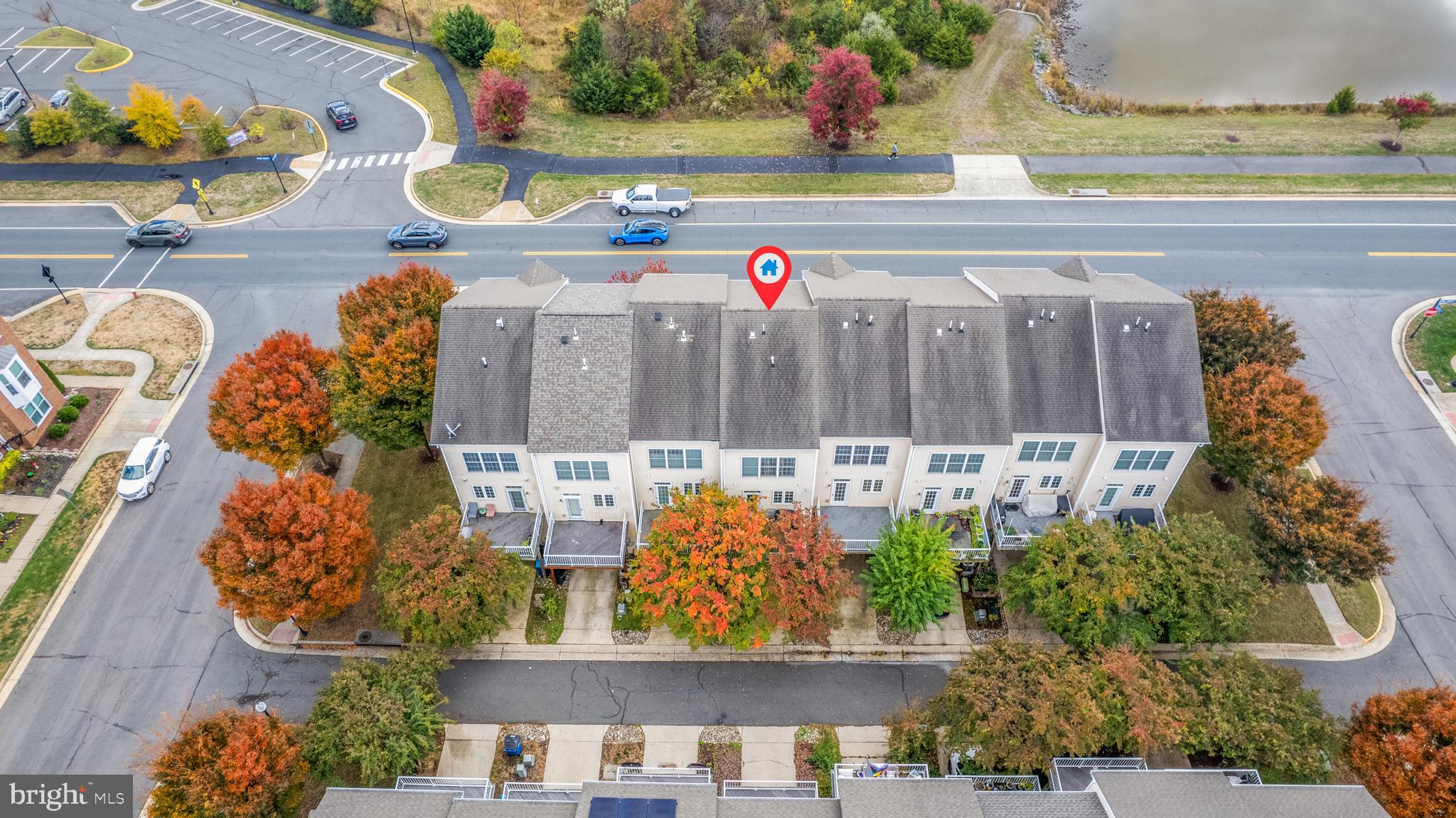 SOUTH RIDING - Residential