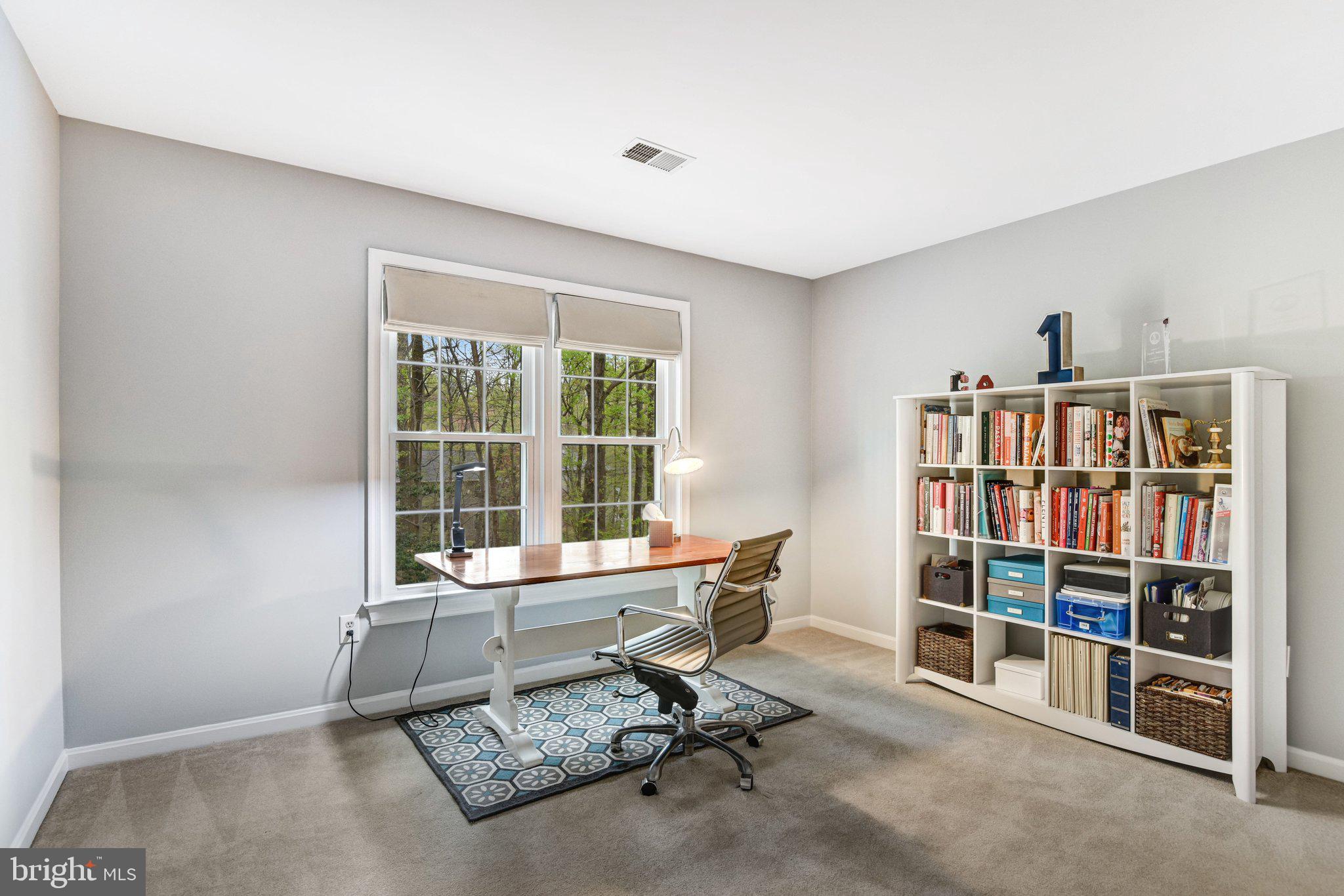 FAIRFAX STATION - Residential