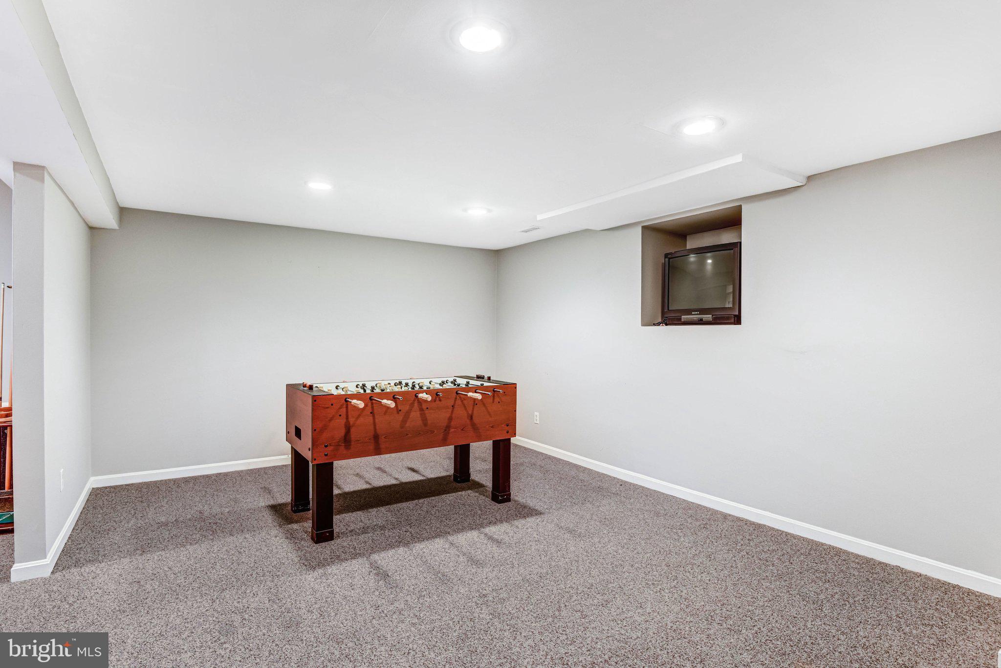 FAIRFAX STATION - Residential