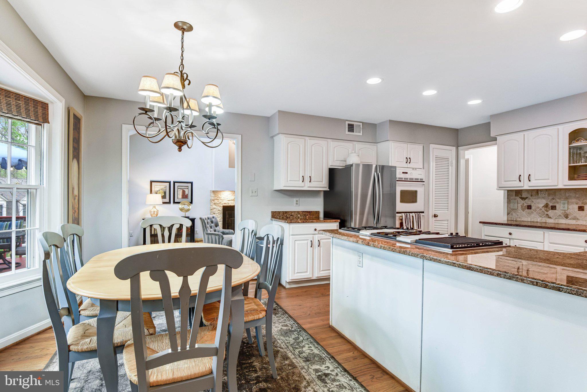 FAIRFAX STATION - Residential