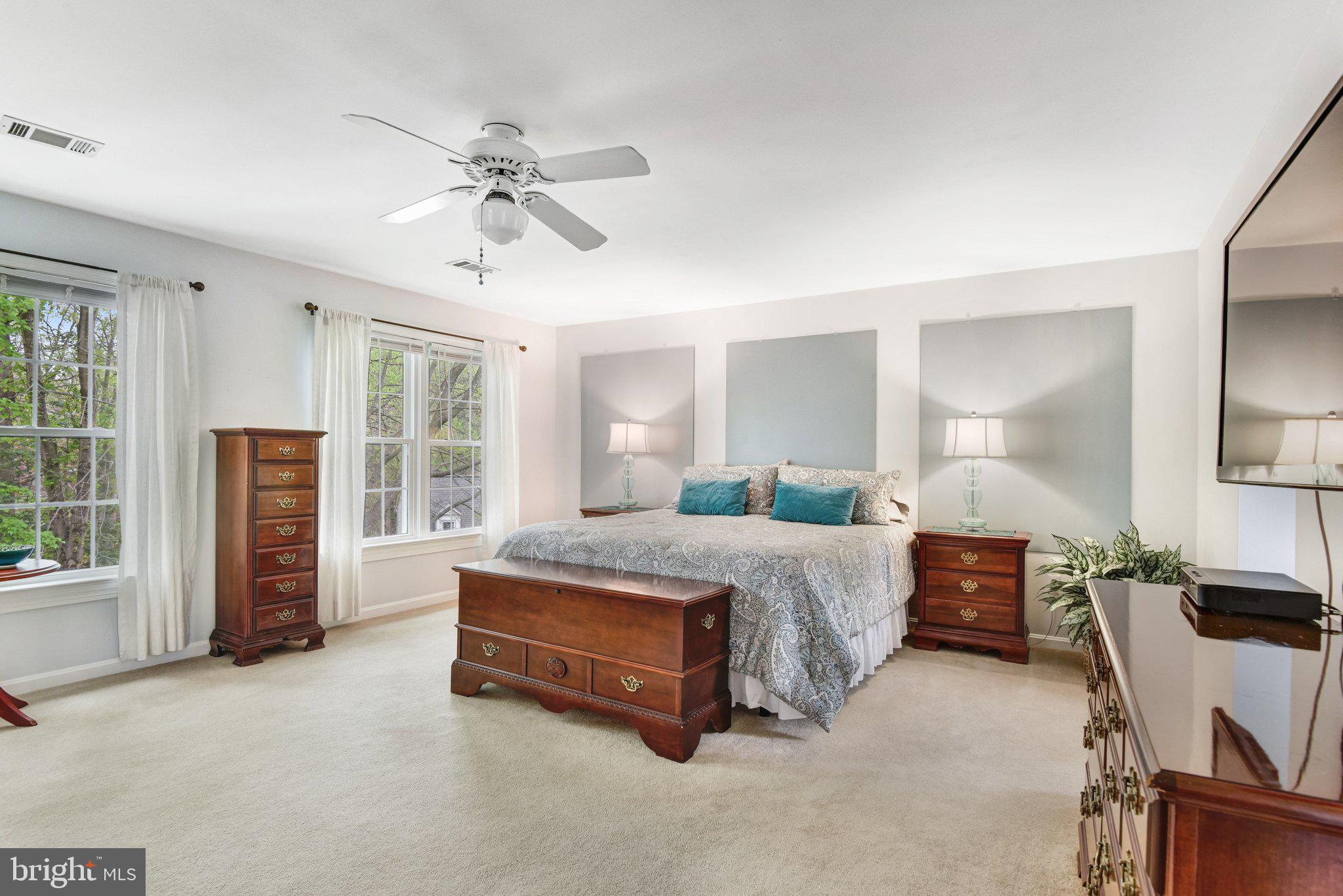 FAIRFAX STATION - Residential