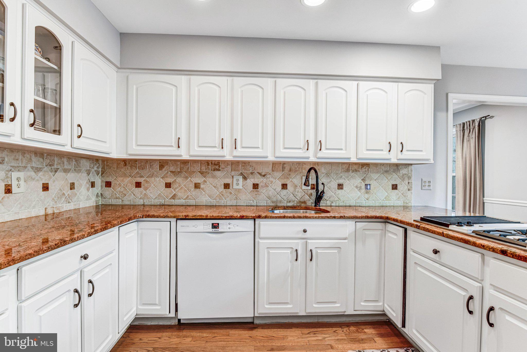 FAIRFAX STATION - Residential