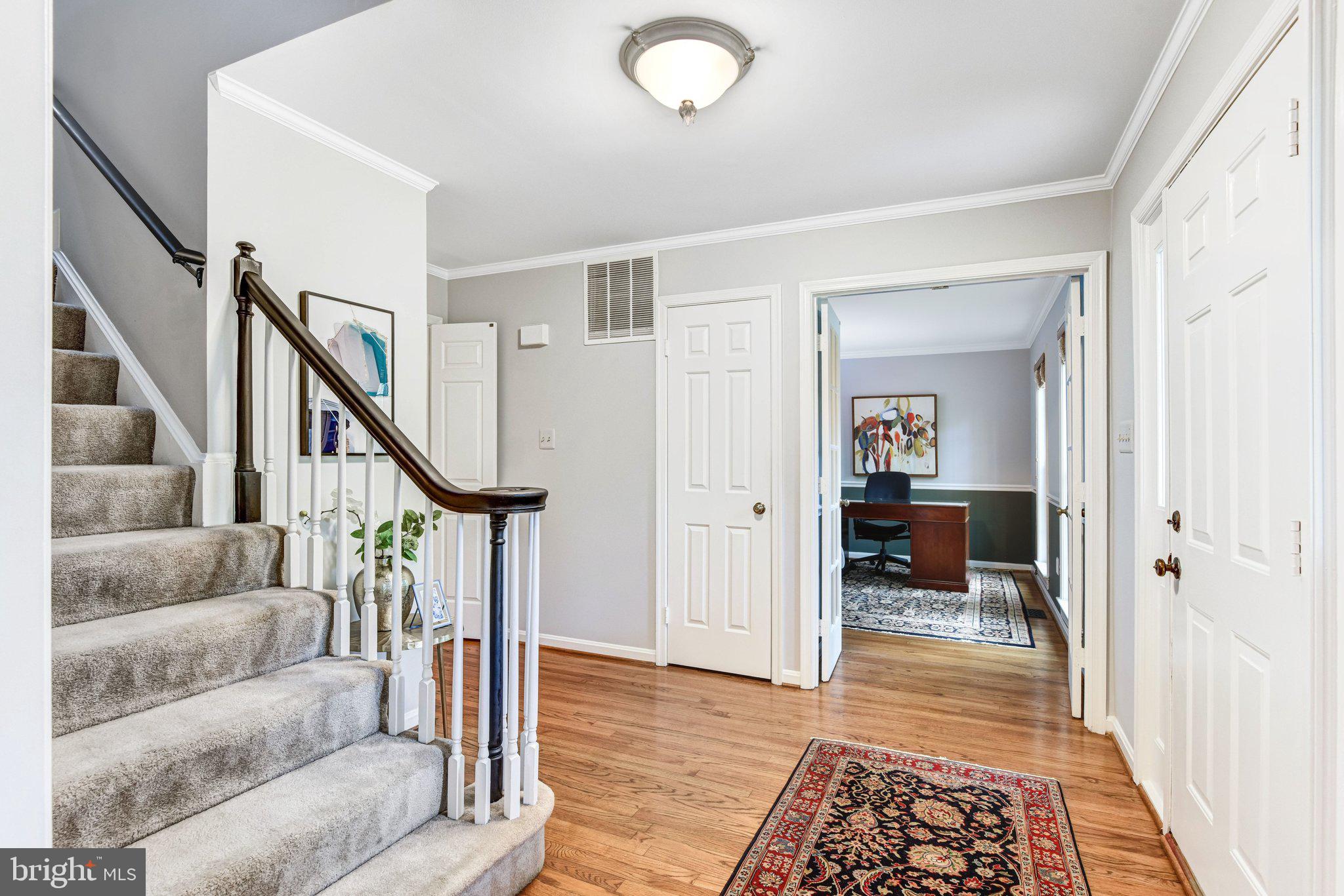 FAIRFAX STATION - Residential