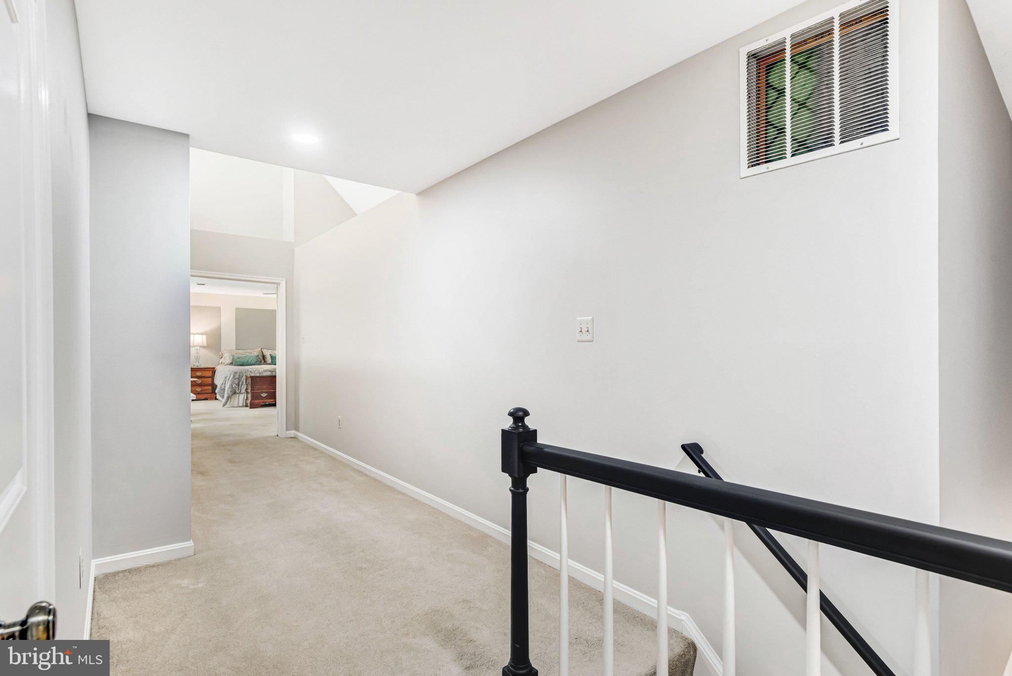 FAIRFAX STATION - Residential