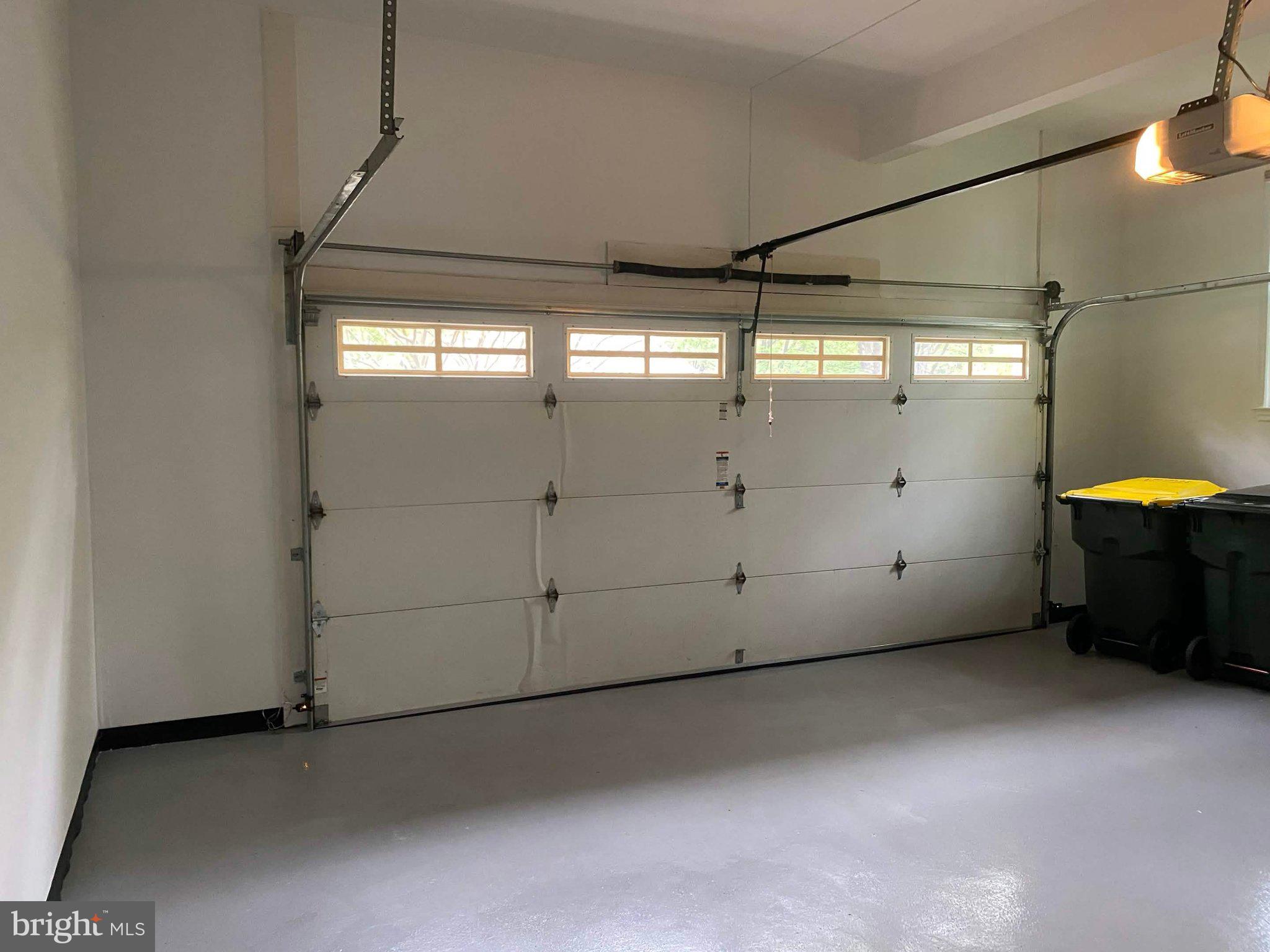 FAIRFAX STATION - Residential