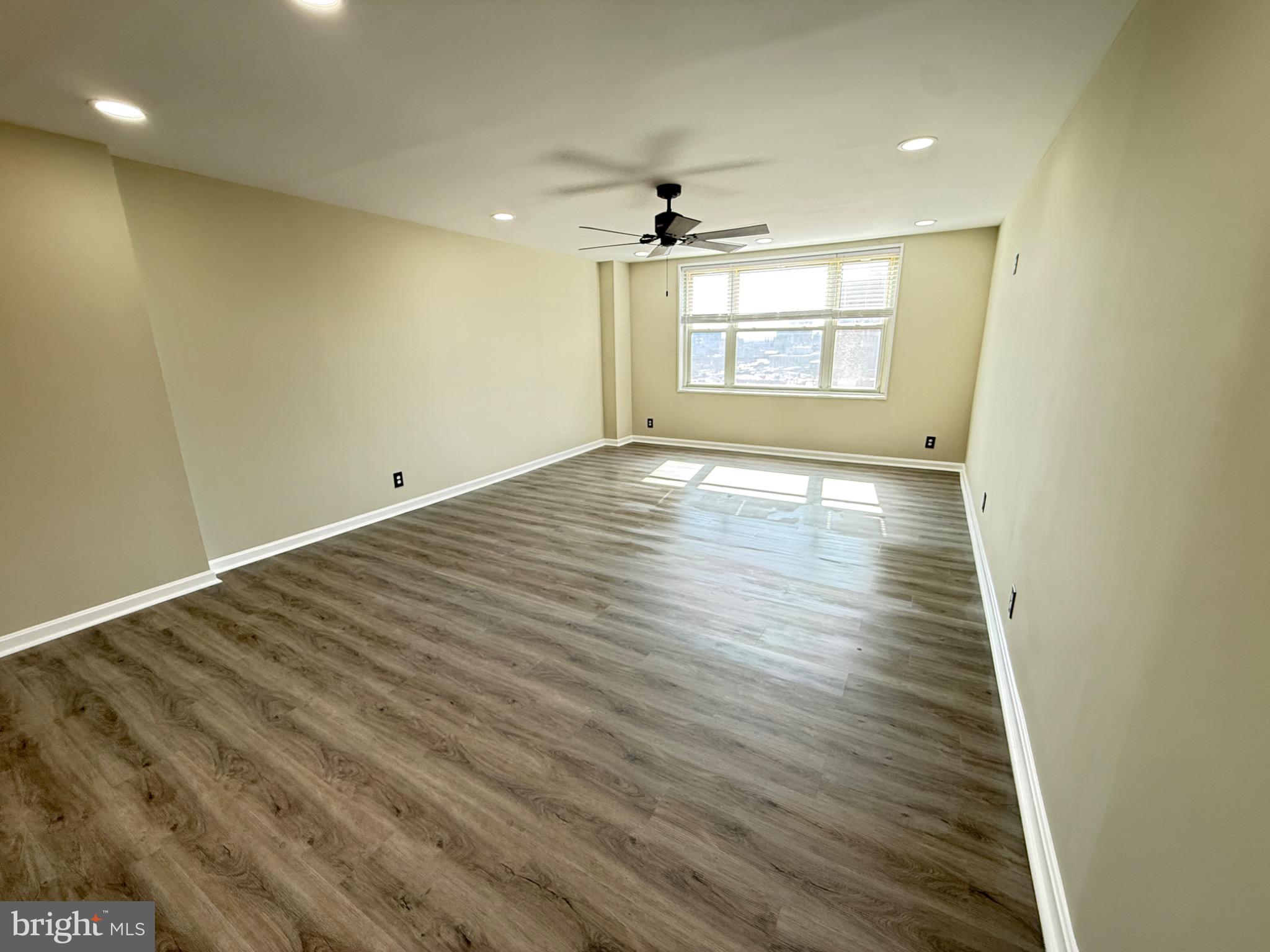 MOUNT VERNON - Residential