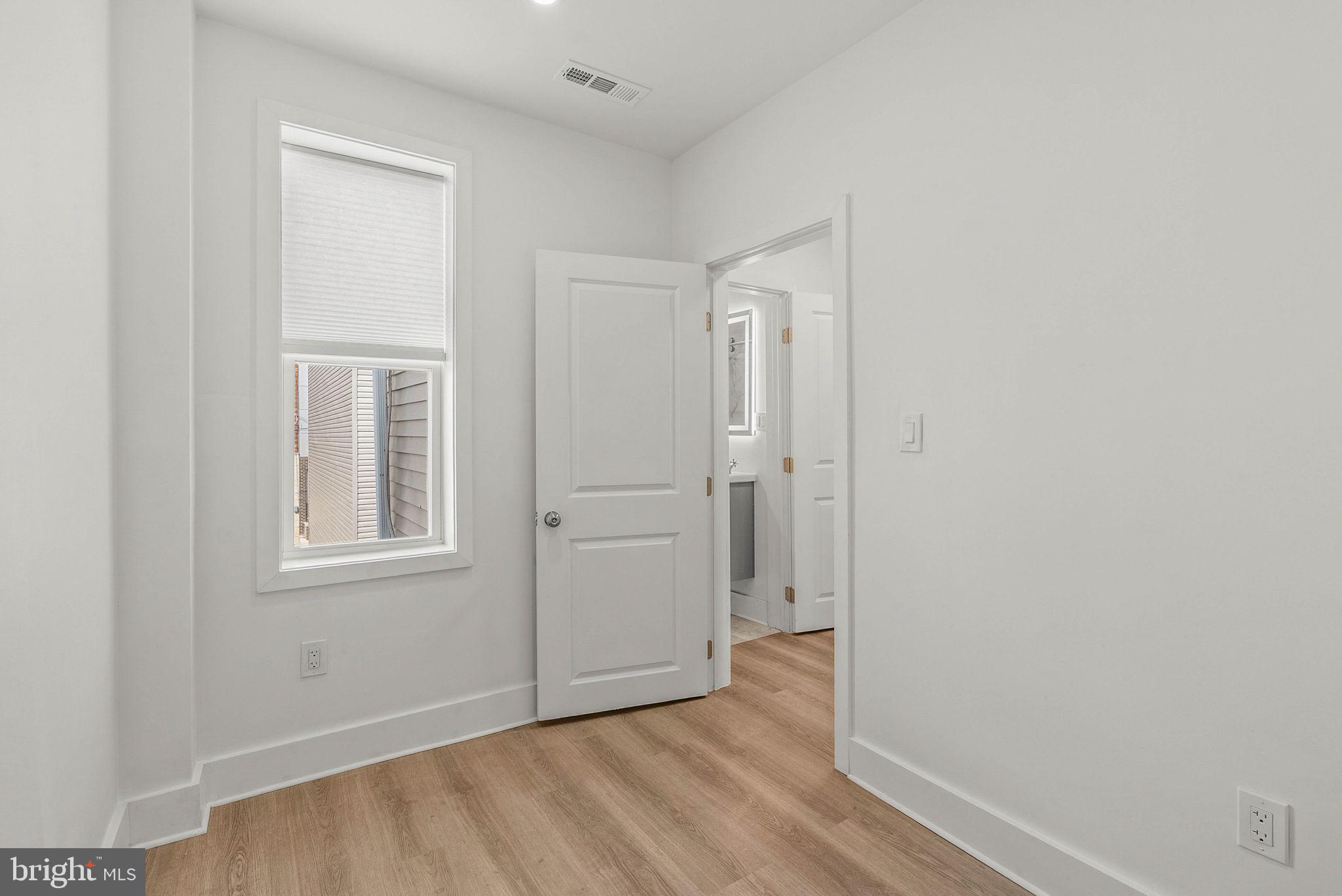 GRAYS FERRY - Residential