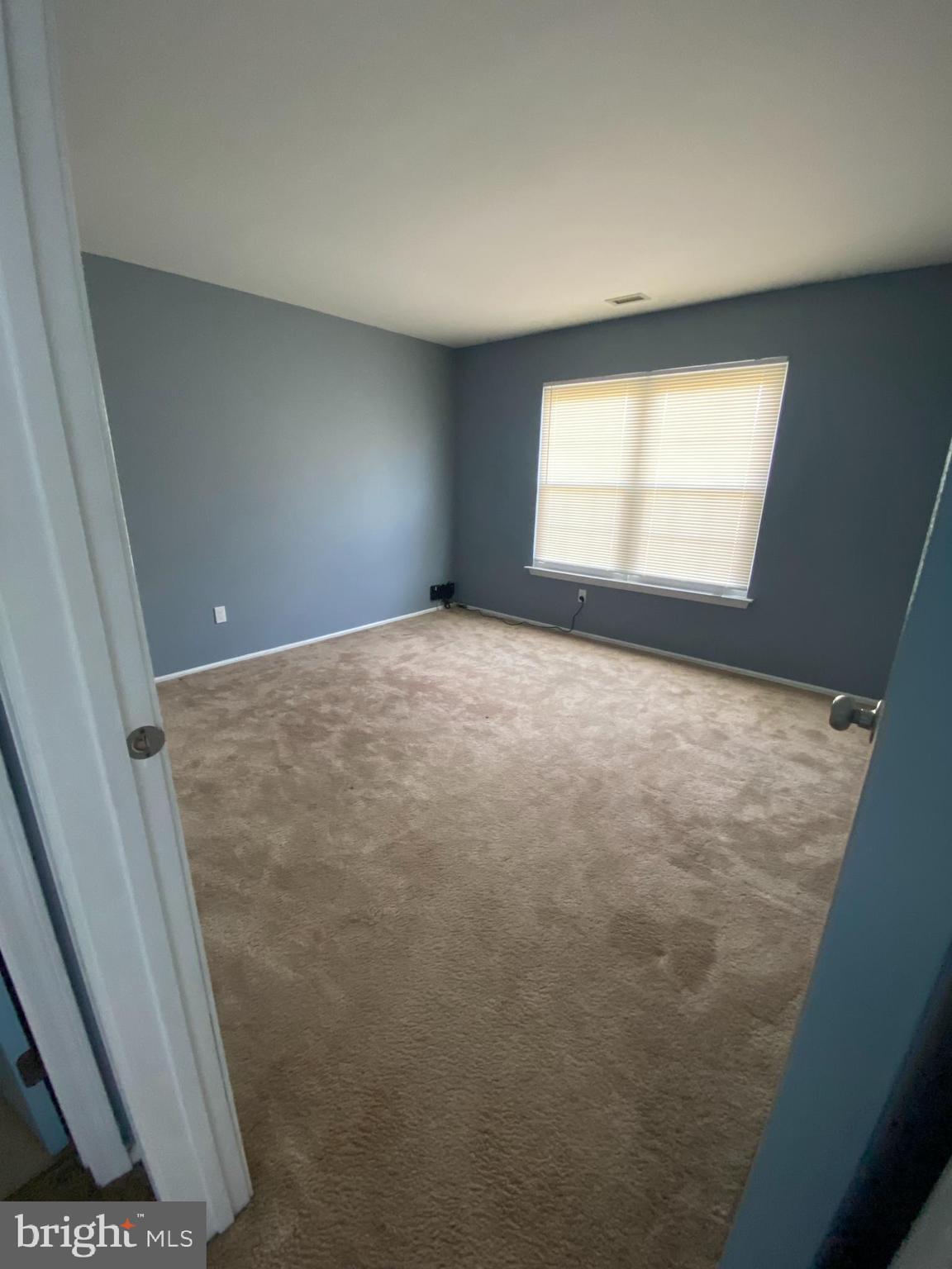 NEWTOWN GRANT - Residential Lease