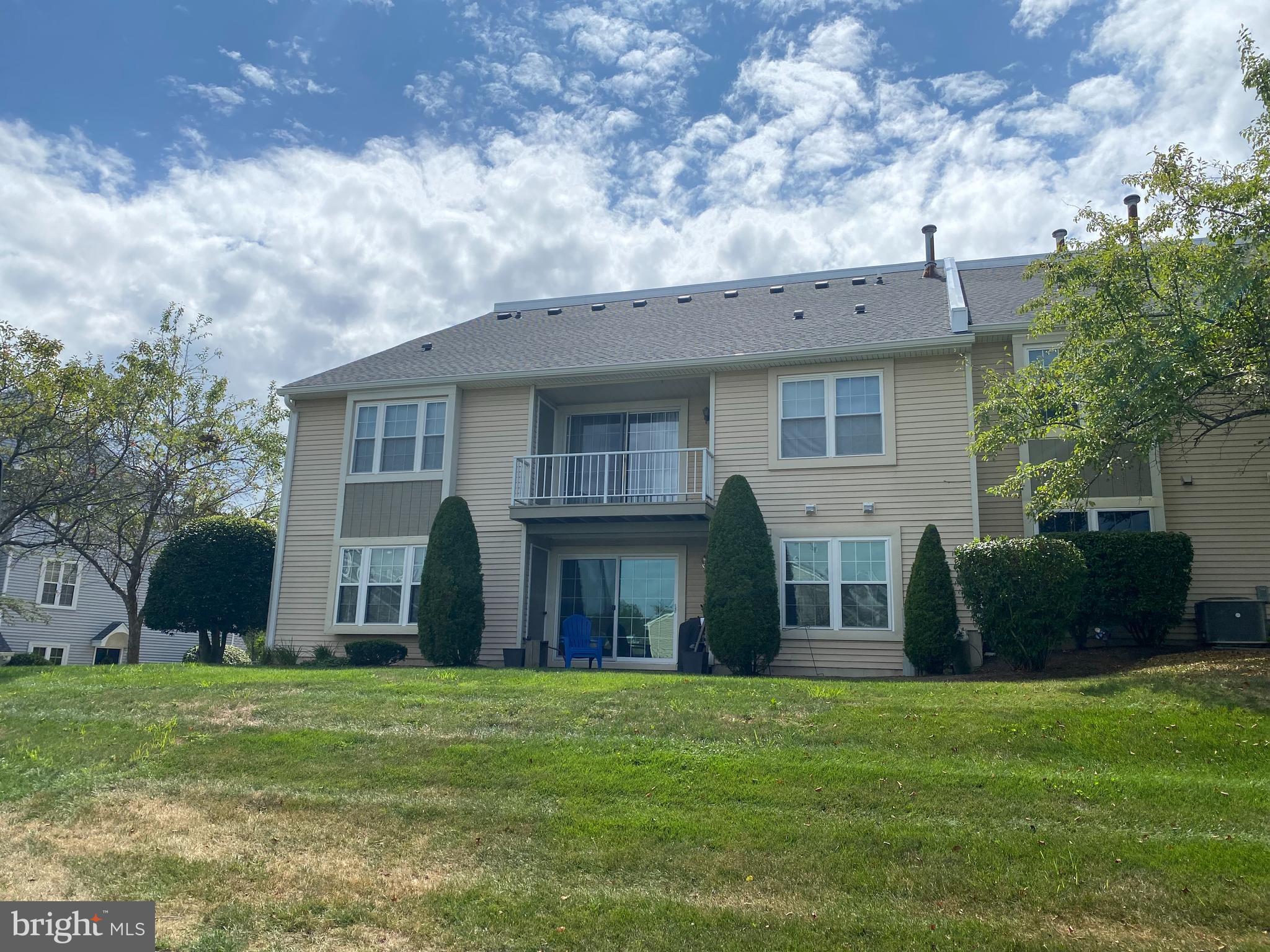 NEWTOWN GRANT - Residential Lease