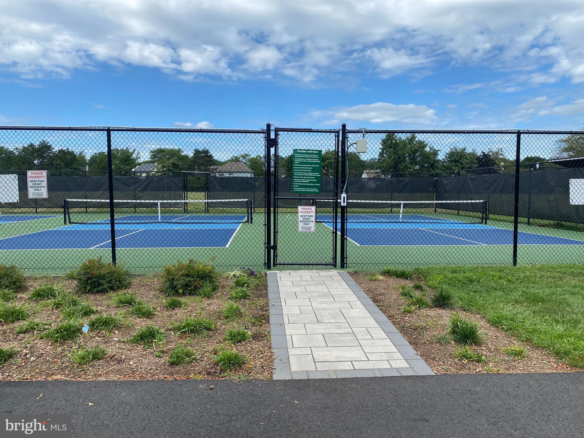 NEWTOWN GRANT - Residential Lease