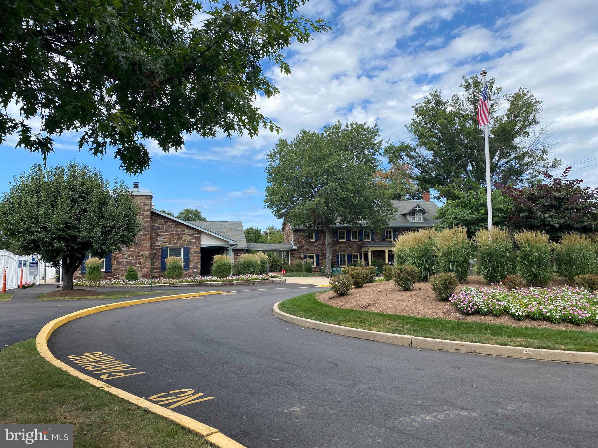 NEWTOWN GRANT - Residential Lease