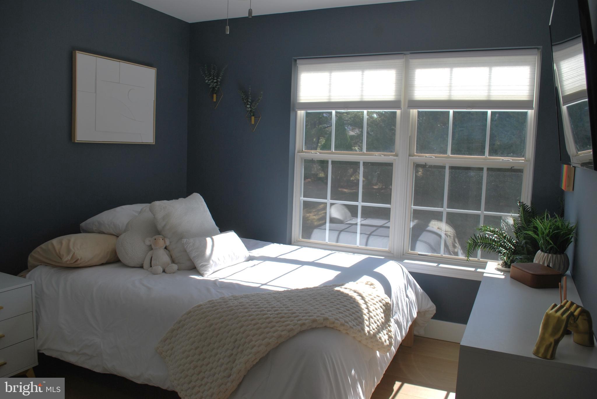 COUNTRY CROSSING - Residential