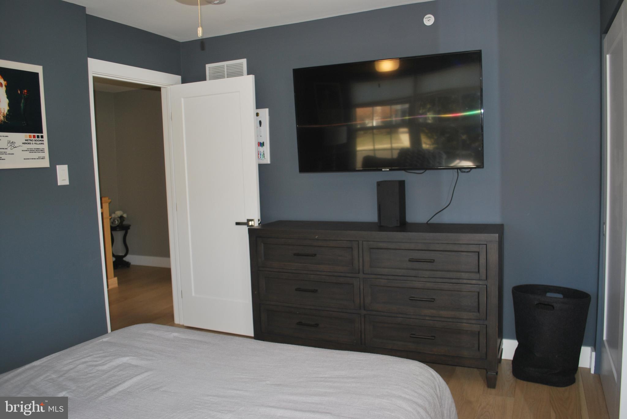 COUNTRY CROSSING - Residential