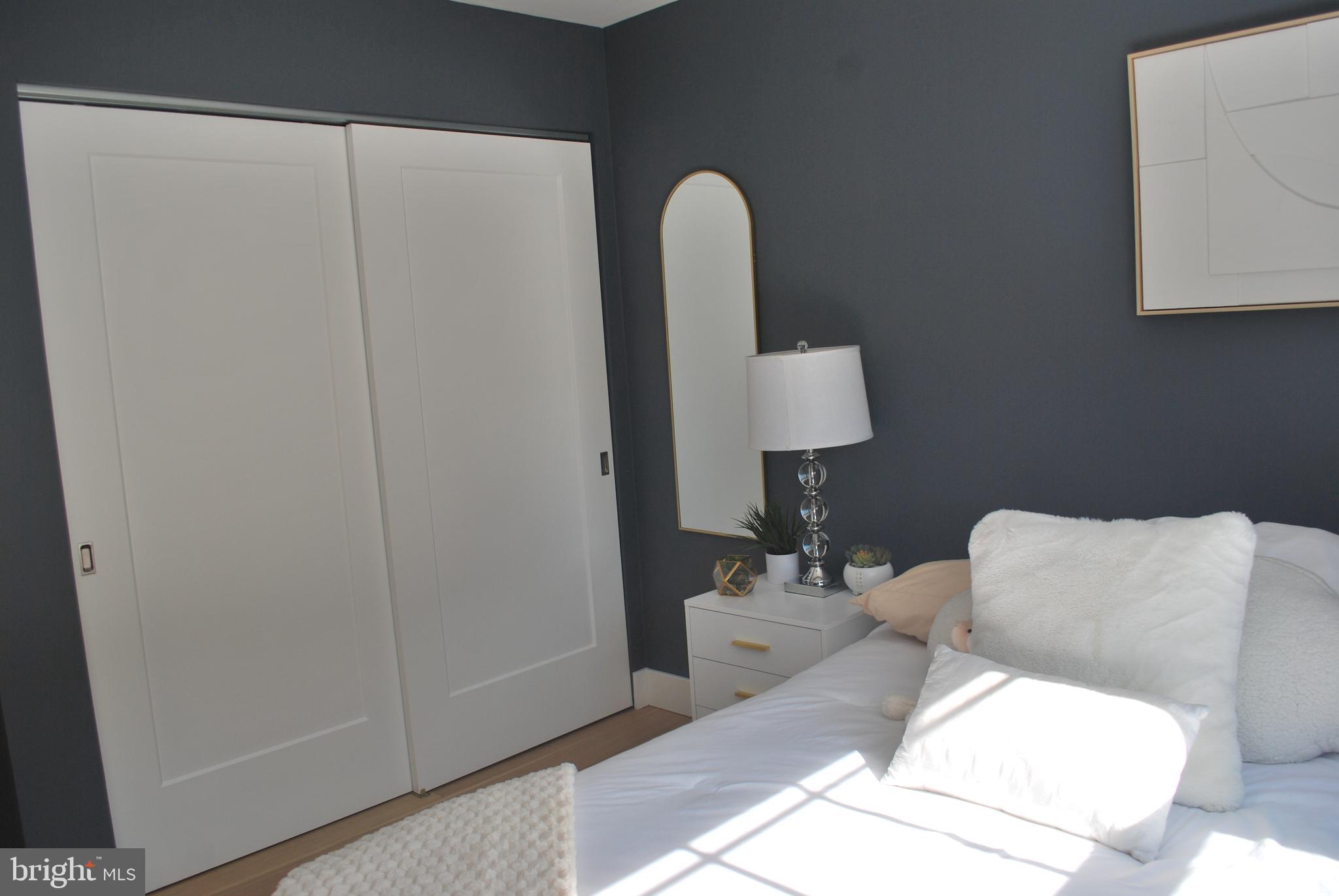 COUNTRY CROSSING - Residential