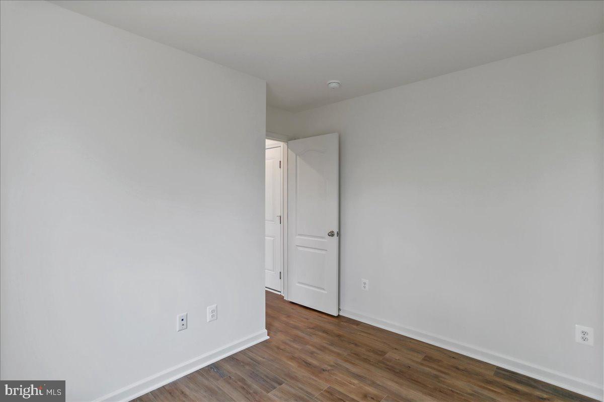 OVERLOOK AT RIVERSIDE - Residential Lease