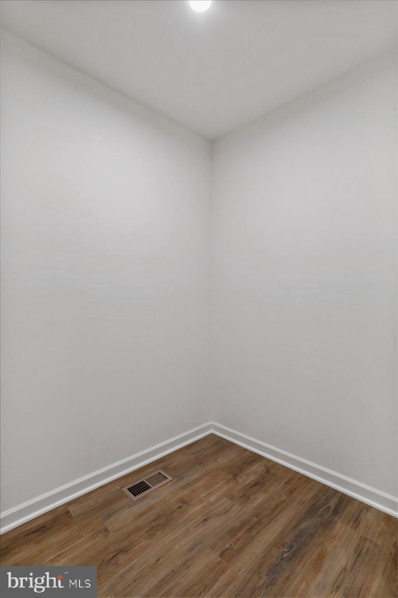 OVERLOOK AT RIVERSIDE - Residential Lease