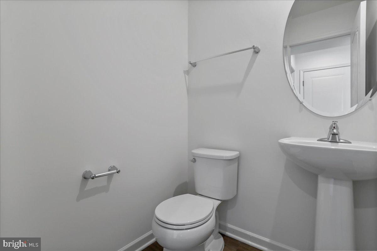 OVERLOOK AT RIVERSIDE - Residential Lease