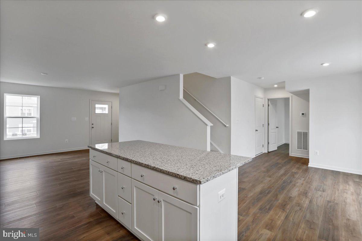 OVERLOOK AT RIVERSIDE - Residential Lease