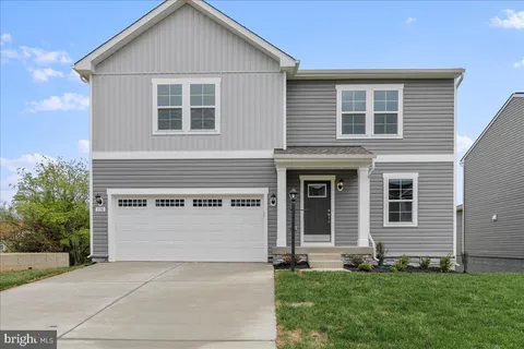 338 Ludgate Manor, Falling Waters, WV MLS: WVBE2039676
