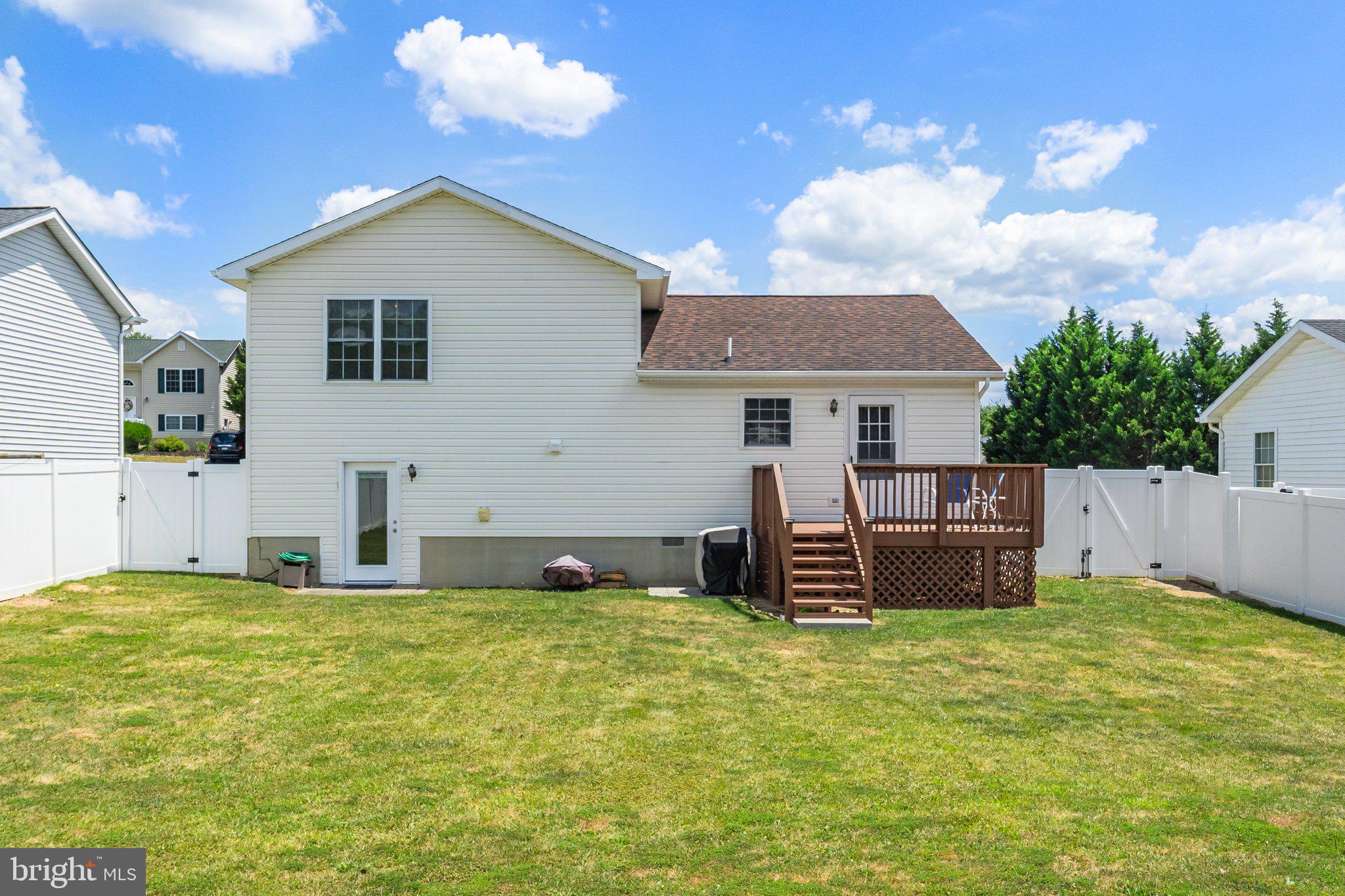 WILDFLOWER RIDGE - Residential